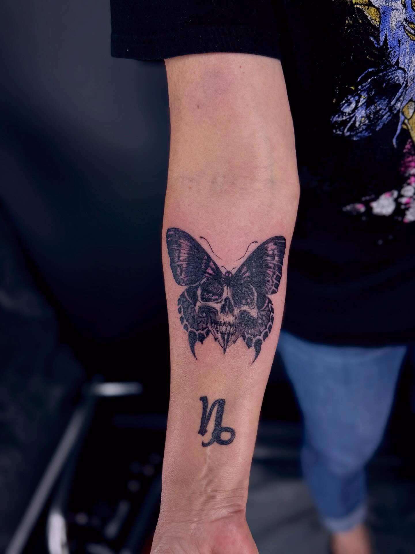 Tattoo by @pandamonium_tattoos — black_and_grey, realism