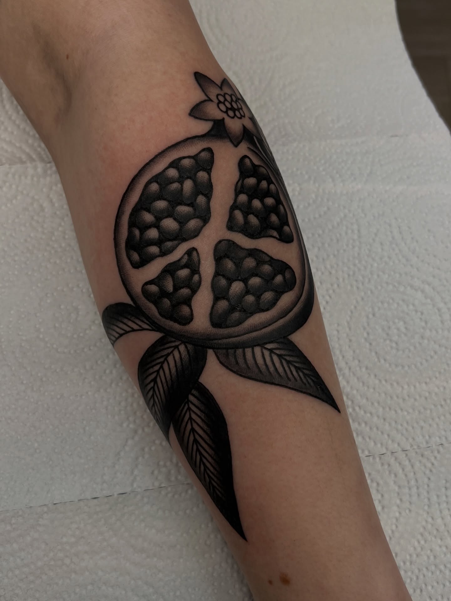 Tattoo by @klaaane — black_and_grey