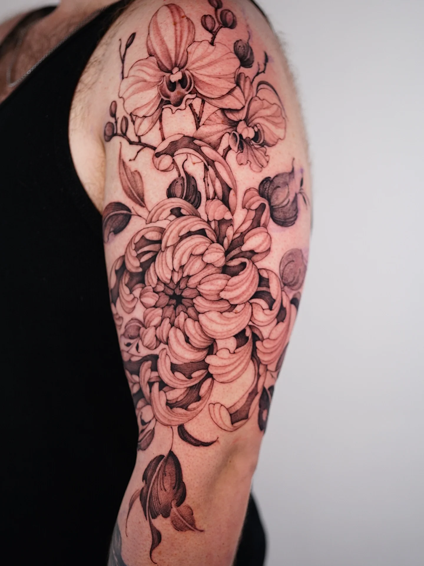 Tattoo by @vii_tattoo — black_and_grey, realism