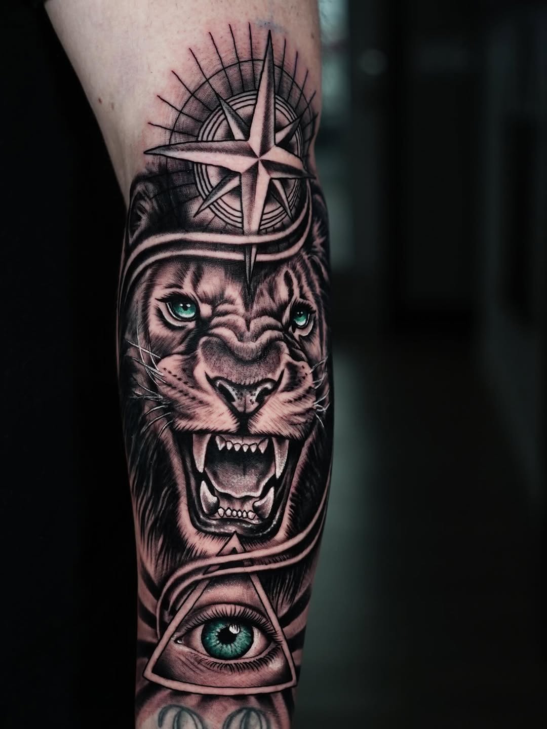 Tattoo by @gemmatattoooficiall — realism, black_and_grey
