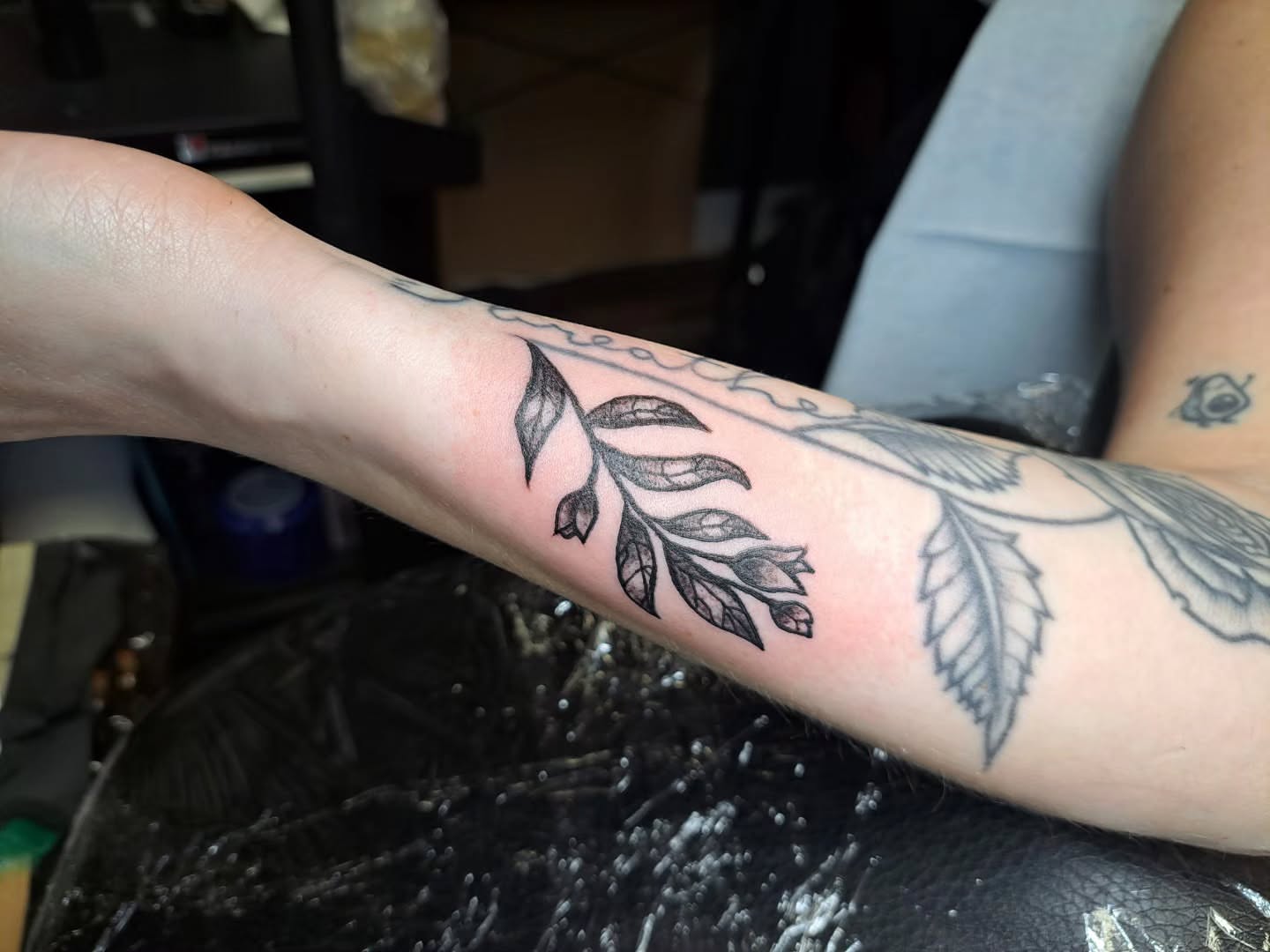 Tattoo by @_zzzava — black_and_grey