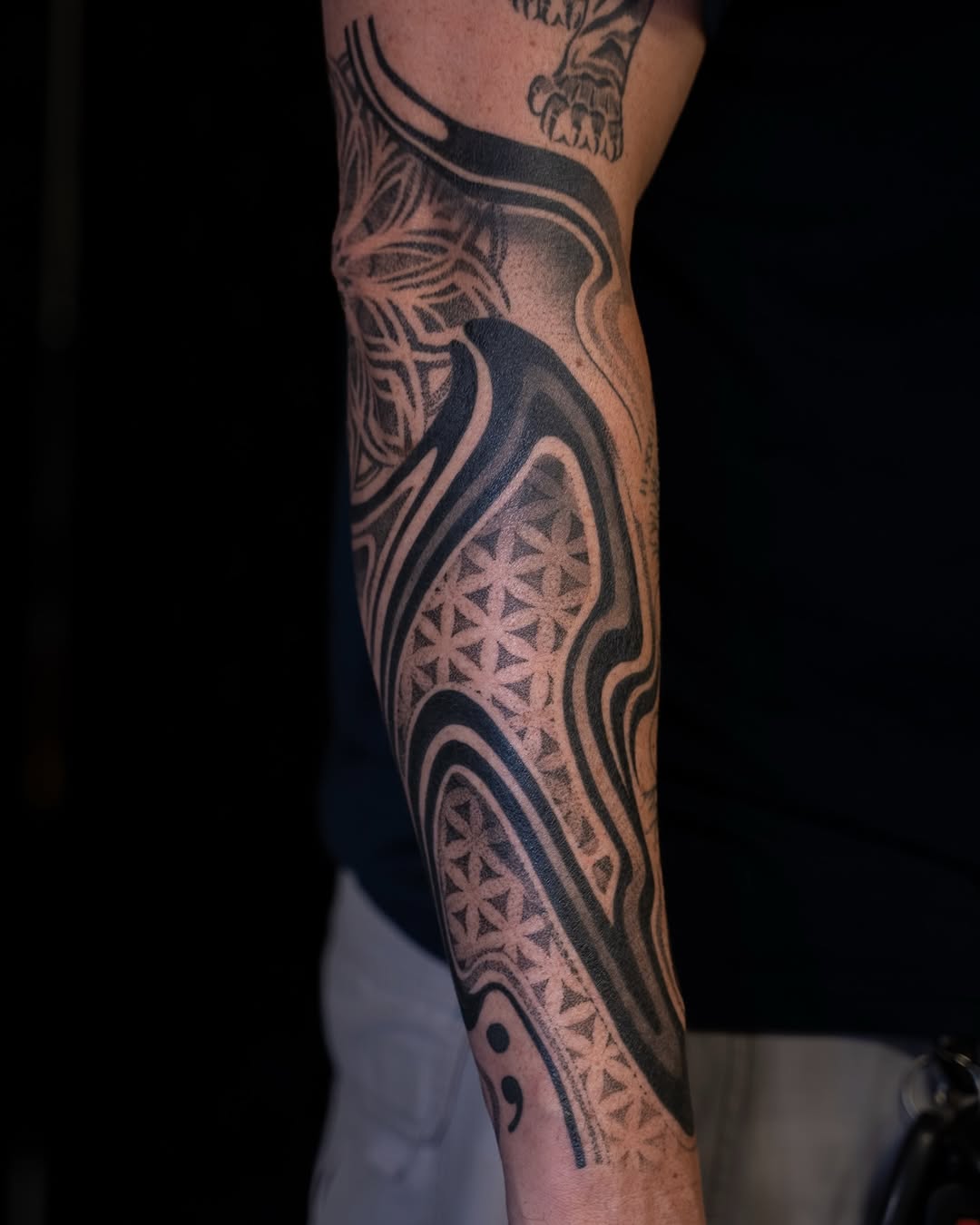 Tattoo by @largedrpeppa β geometric, blackwork