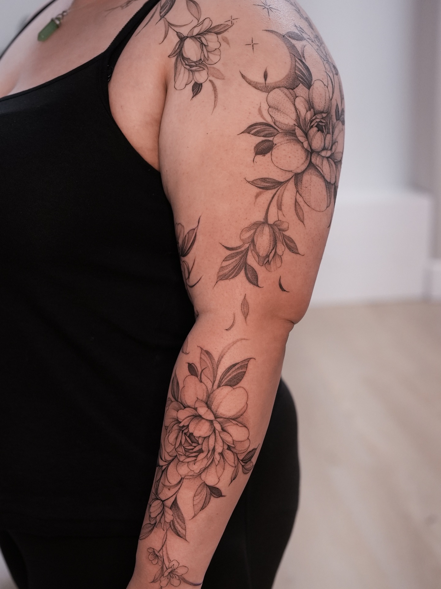 Tattoo by @xiu.tattoos — black_and_grey