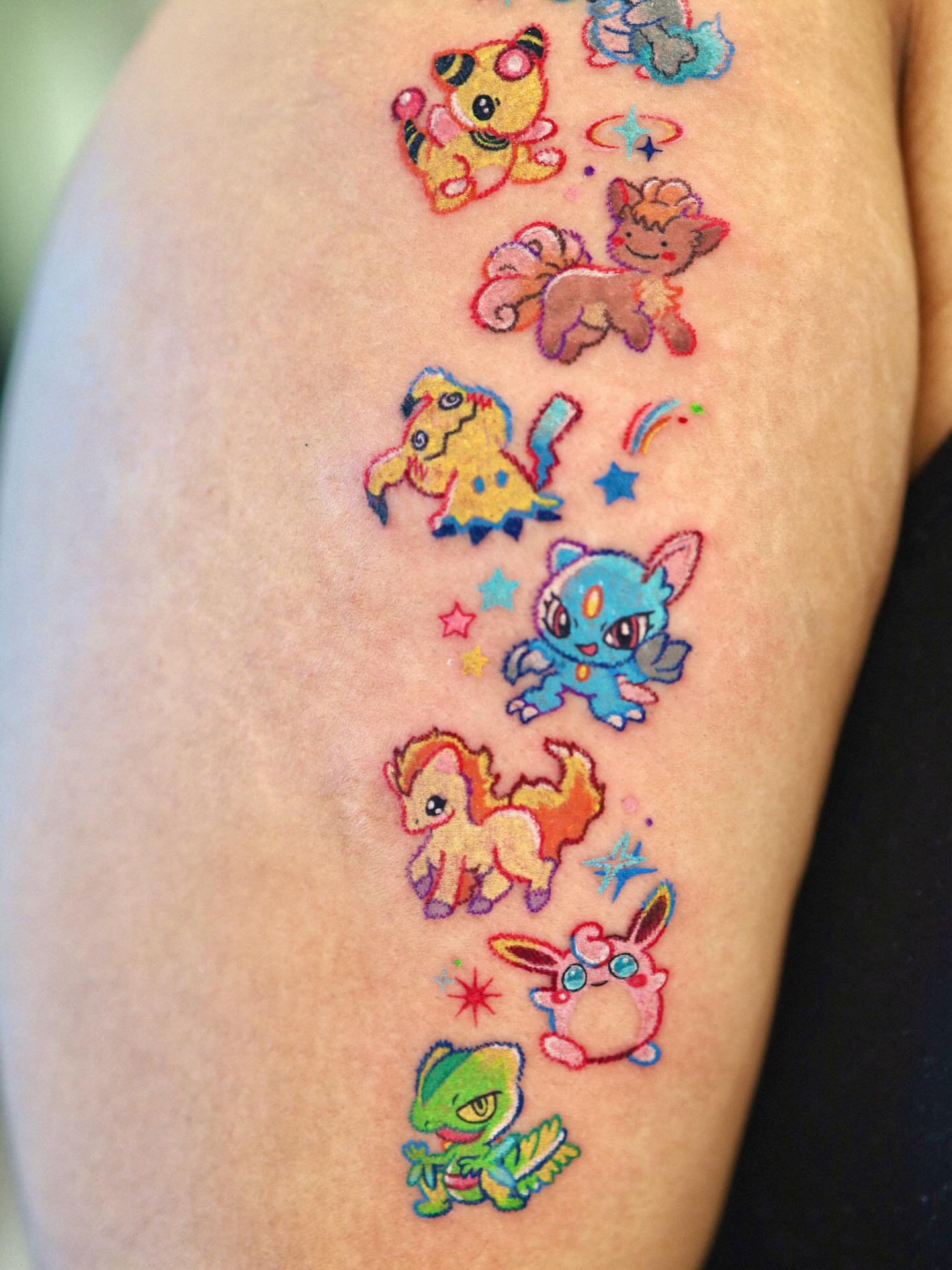 Tattoo by @kettle_tats โ dotwork