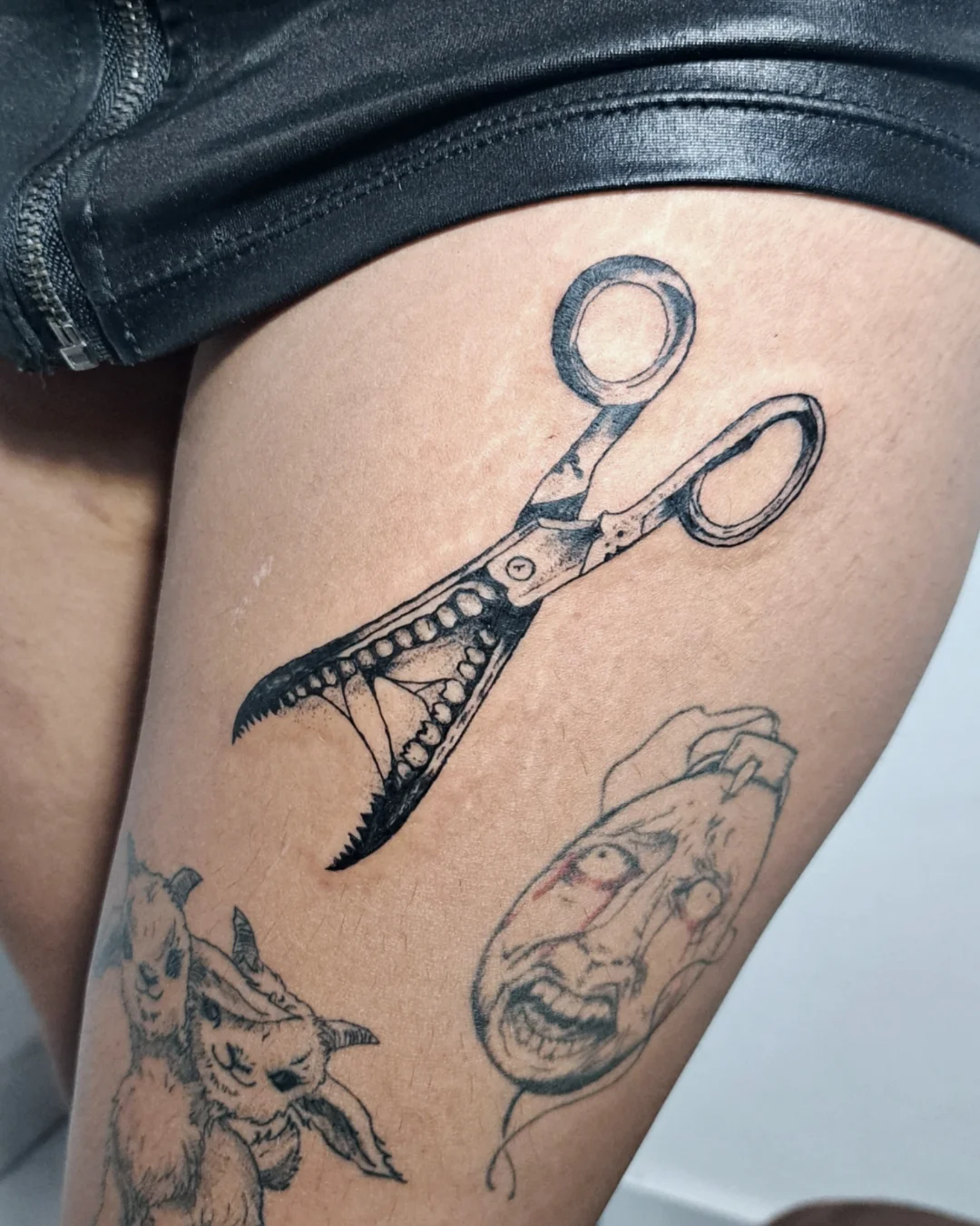 Tattoo by @wesleyfdm โ black_and_grey