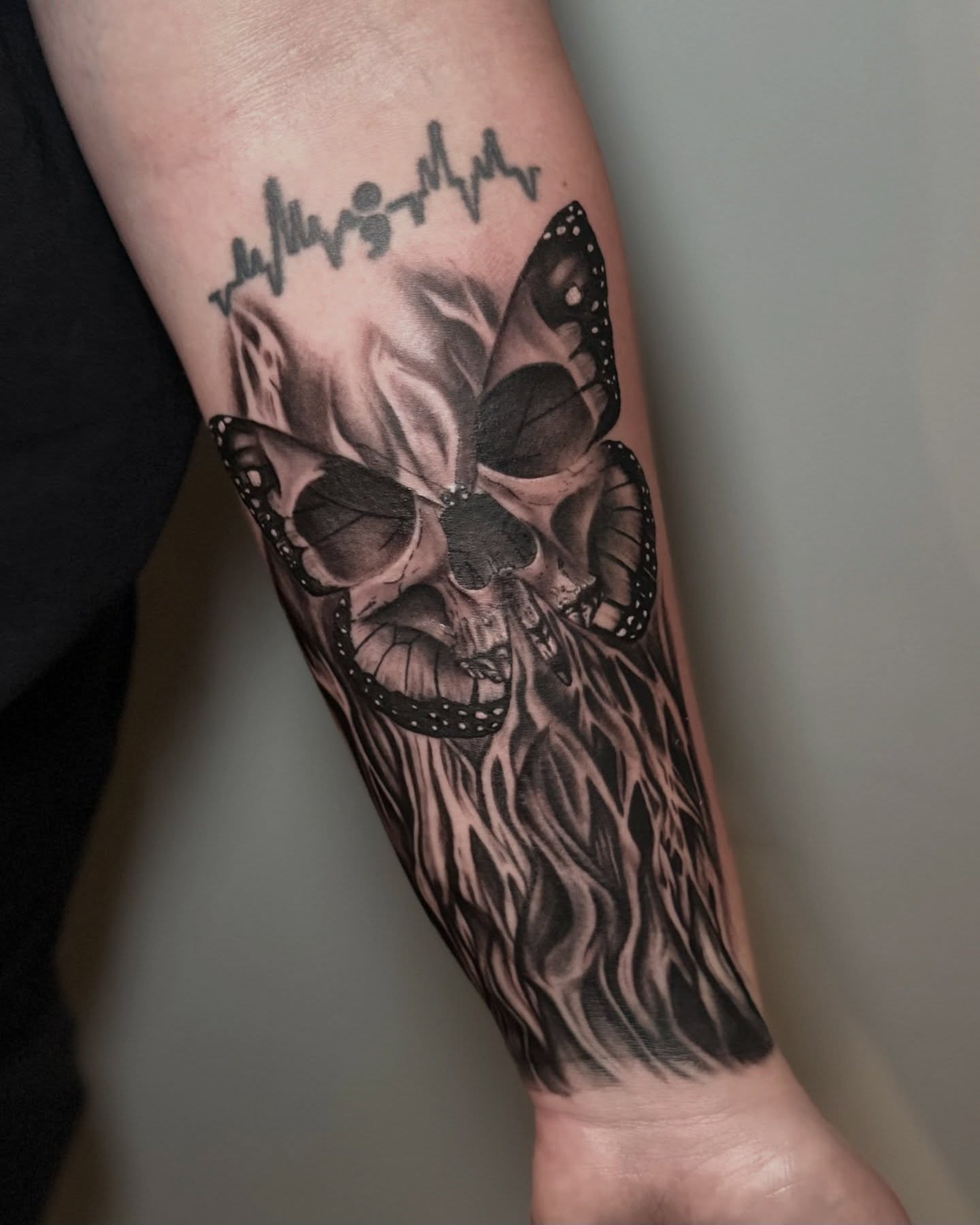 Tattoo by @katherinatattoos โ black_and_grey, realism