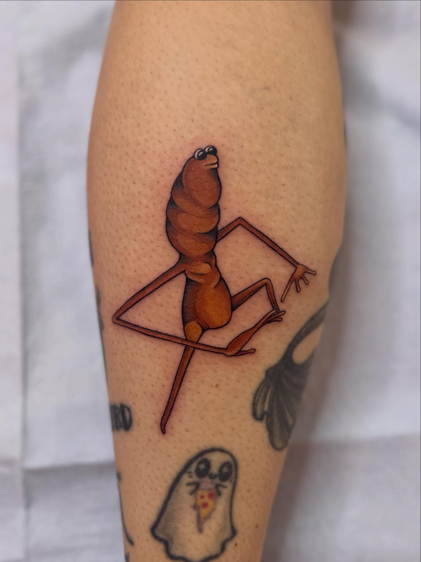Ant dotwork tattoo on the forearm by Dani Di Pietrantonio