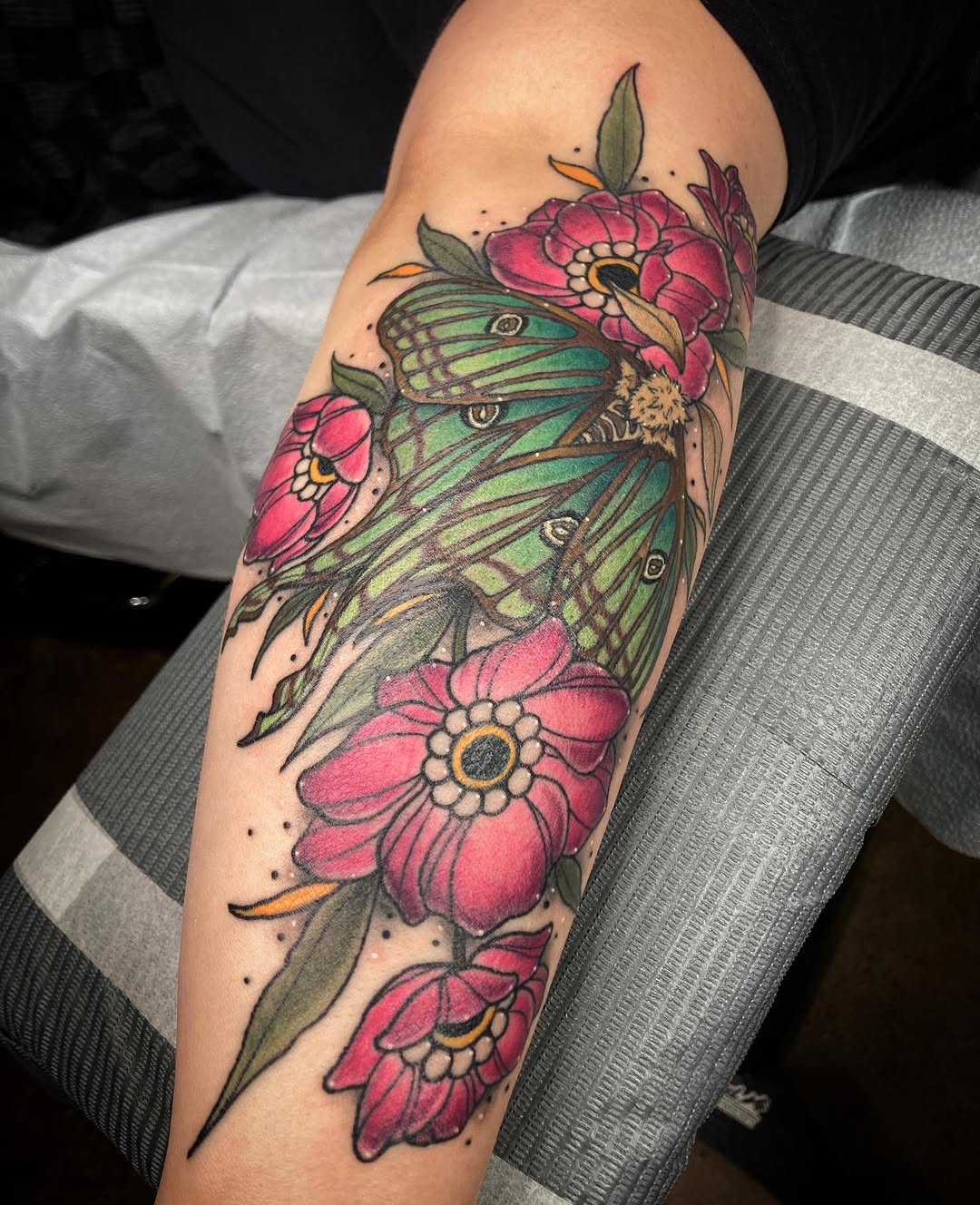 Tattoo by @nocturnalflare โ neo_traditional, realism