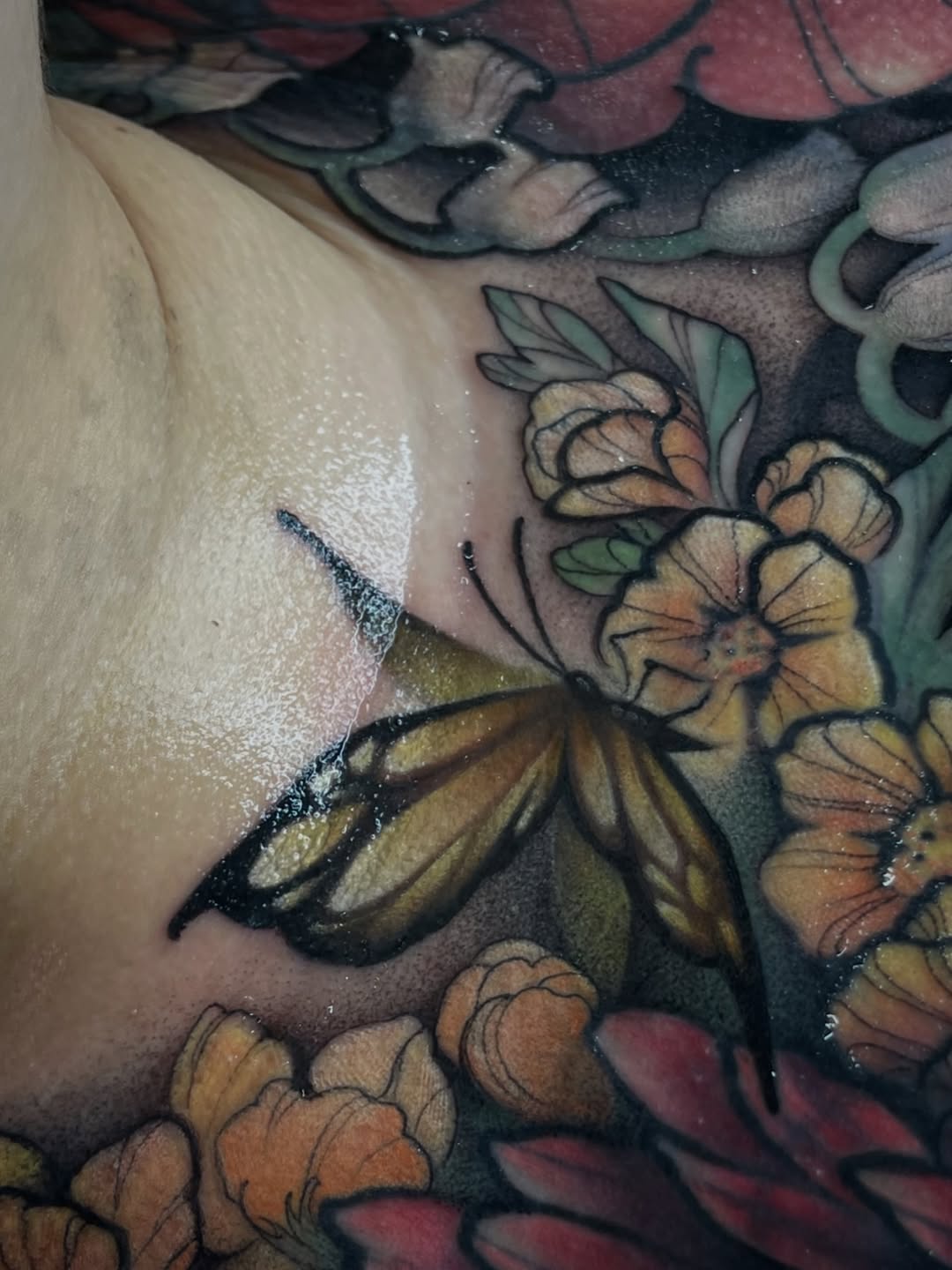 Tattoo by @cecimeseed — realism, black_and_grey