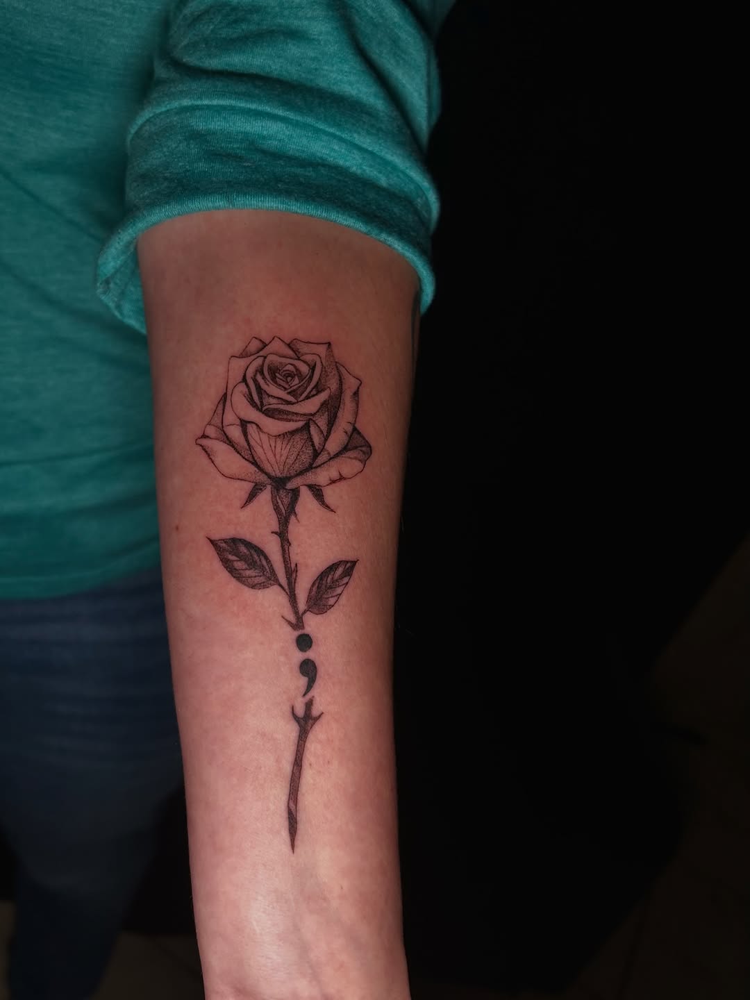 Tattoo by @cherrrywavees — fine_line, black_and_grey