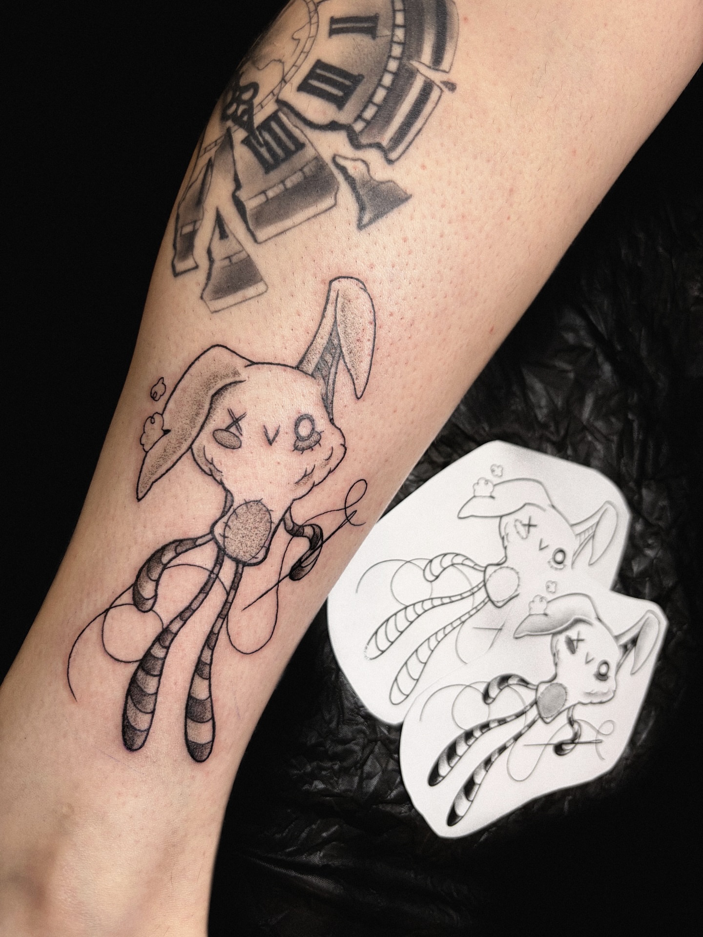 Tattoo by @collectitats โ black_and_grey