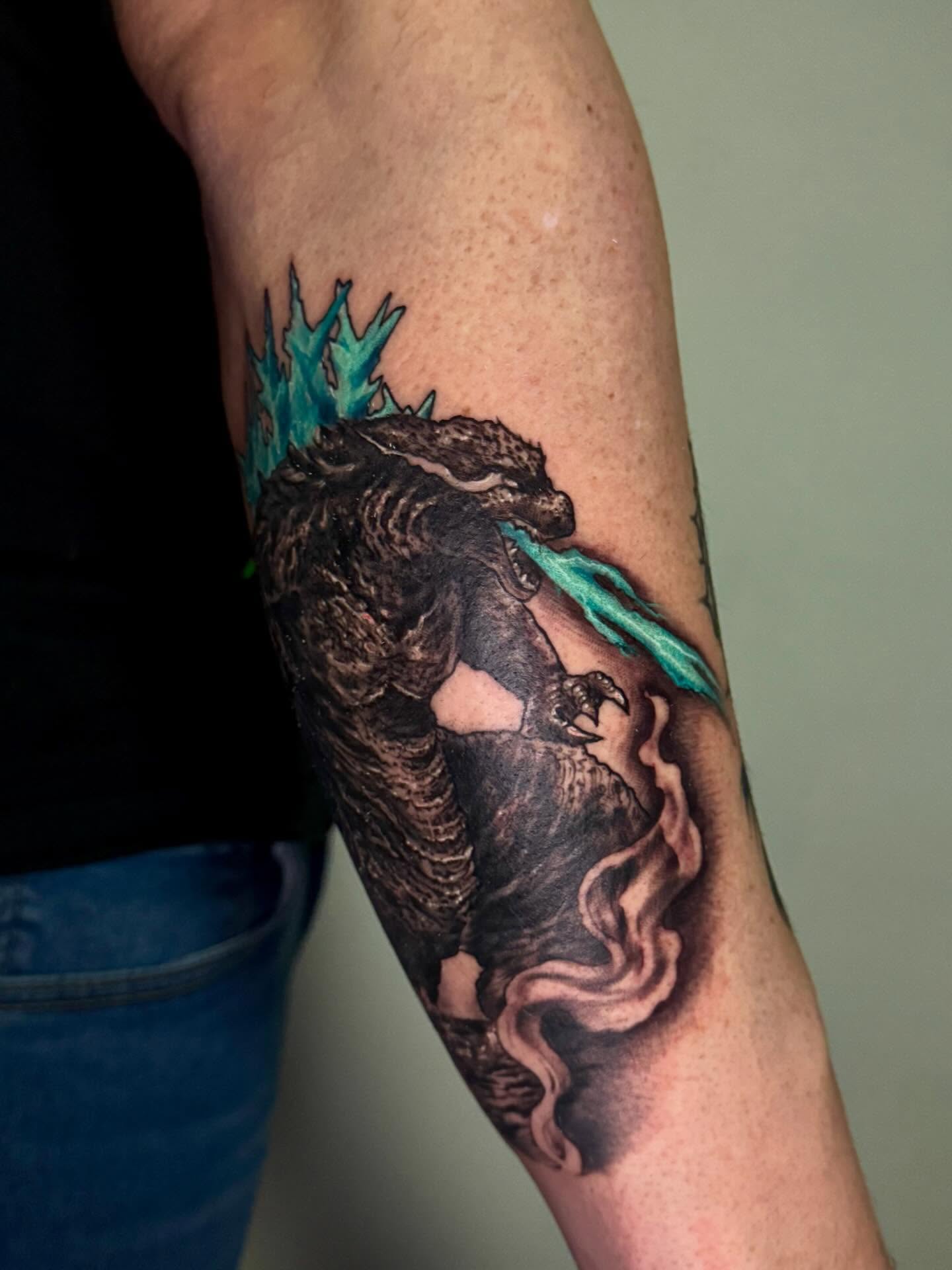 Tattoo by @eileenjoycetattoos — realism