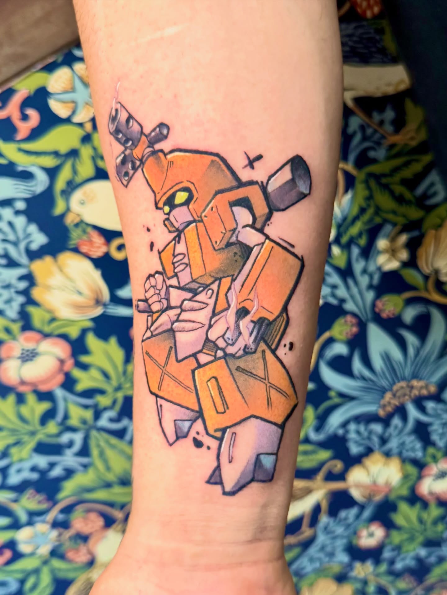 Tattoo by @topaciotattoos — geometric