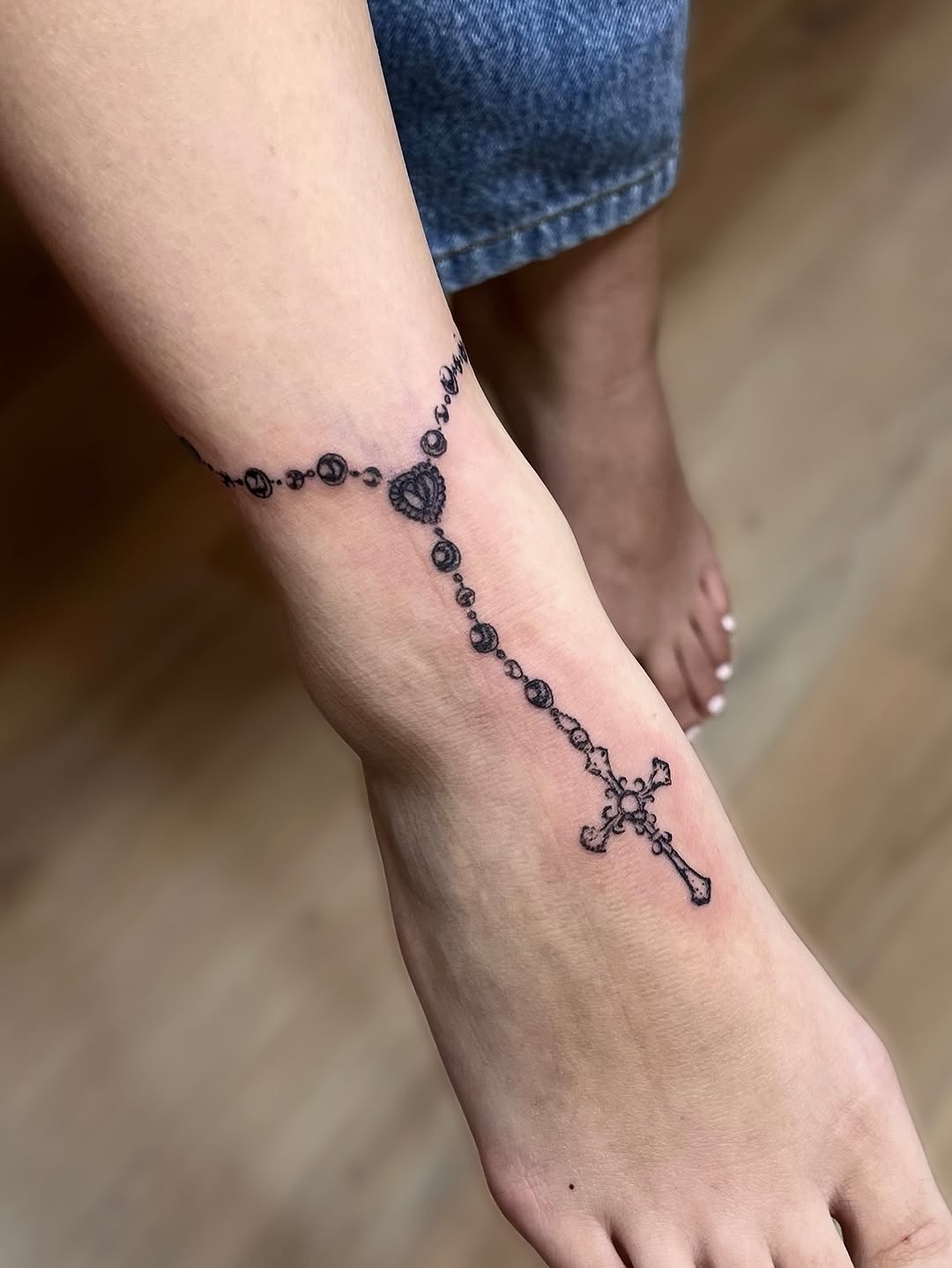 Tattoo by @drewonaperson β fine_line, ornamental