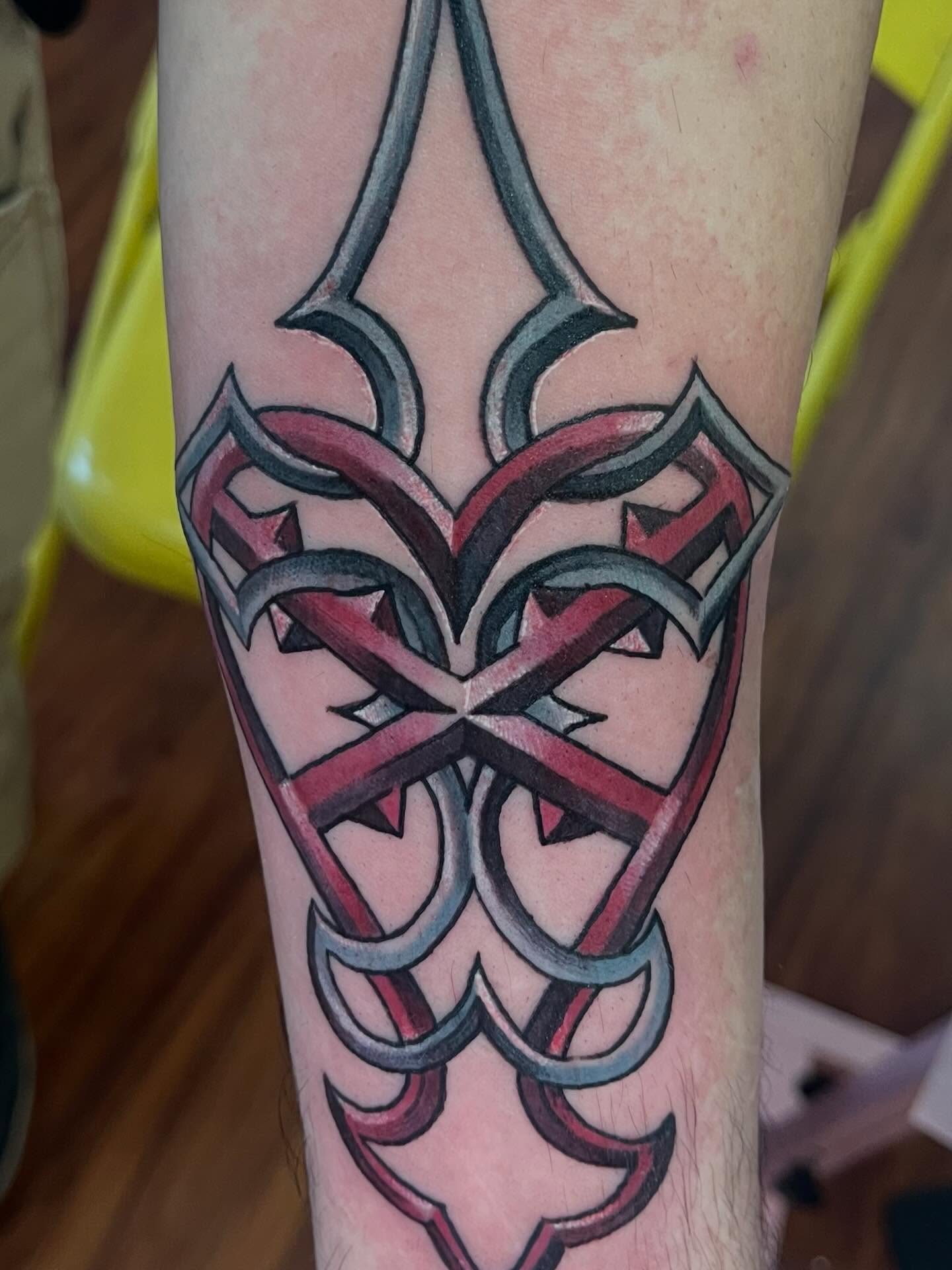 Tattoo by @pinkpeonyink — geometric