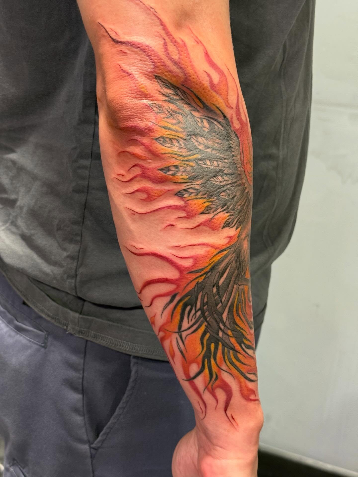 Tattoo by @trinatatuaje β new_school, dotwork