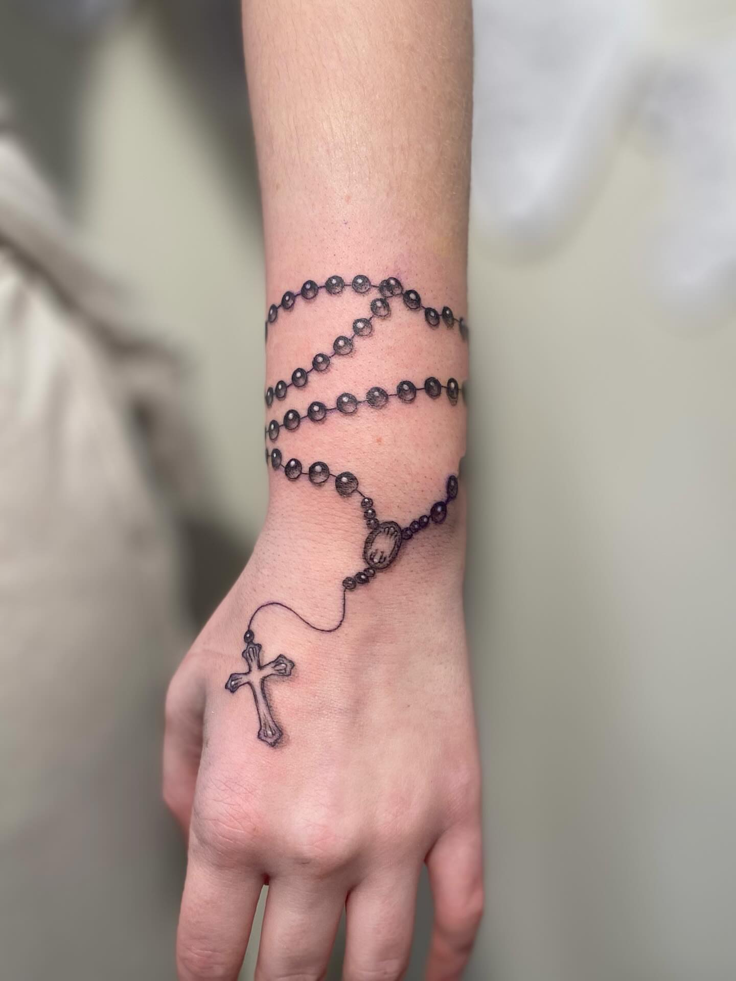 Tattoo by @maddyctattoos — black_and_grey