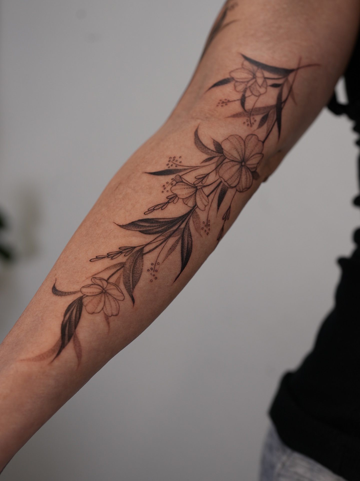 Tattoo by @xiu.tattoos — black_and_grey