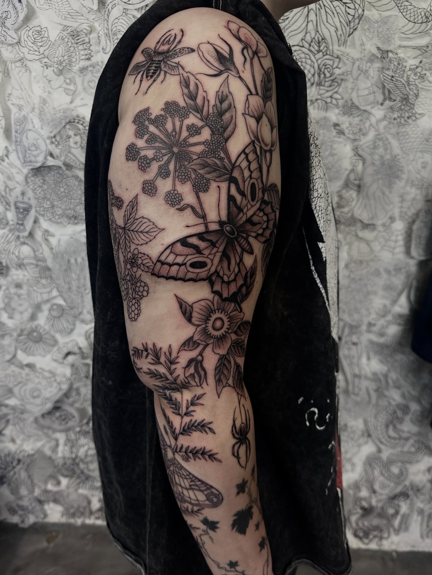 Botanical and insect realism tattoo on the forearm by ππ¦π βπ¬π²π«π±π°