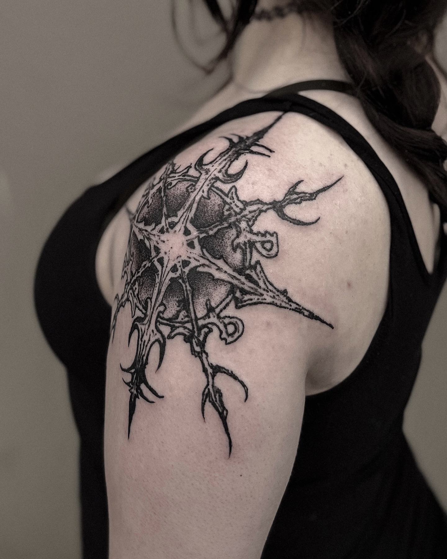 Spiderweb dotwork tattoo on the shoulder by ąʑཞąıą ཞąıŋ