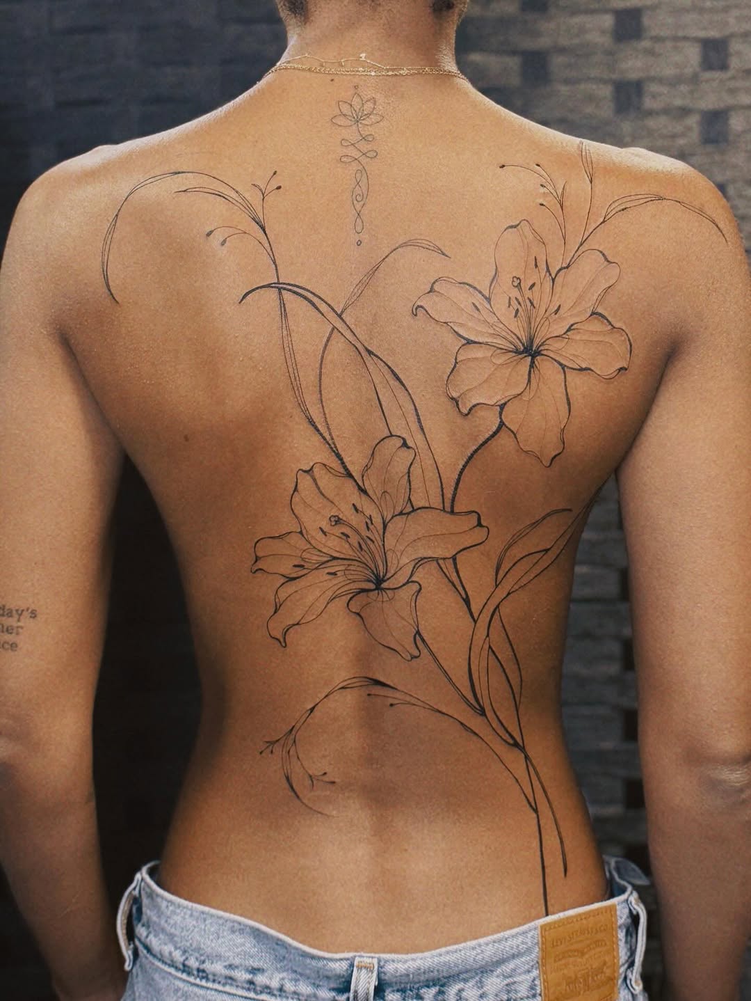Tattoo by @angel.flow144 — fine_line, ornamental