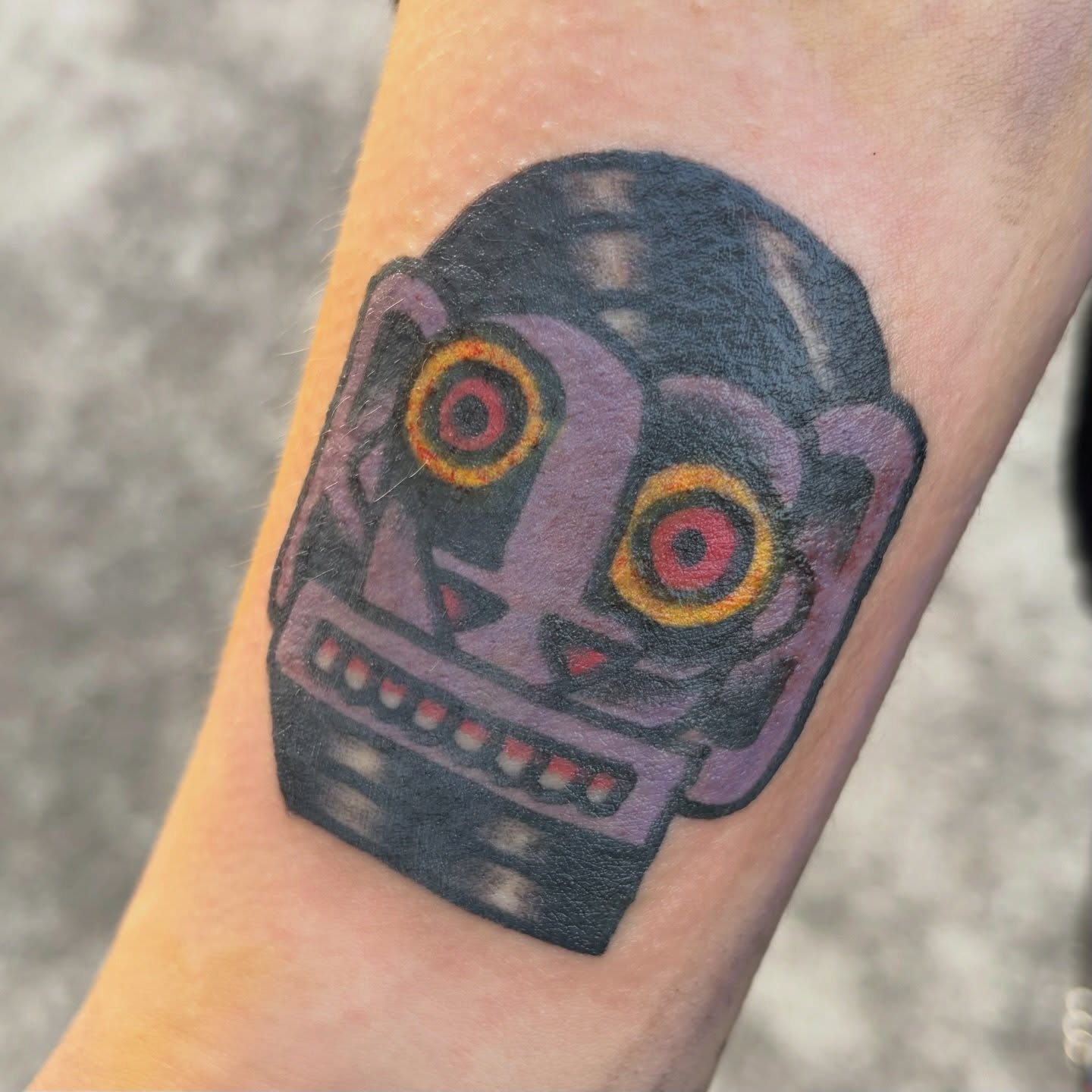 Tattoo by @sloth_bon — american_traditional