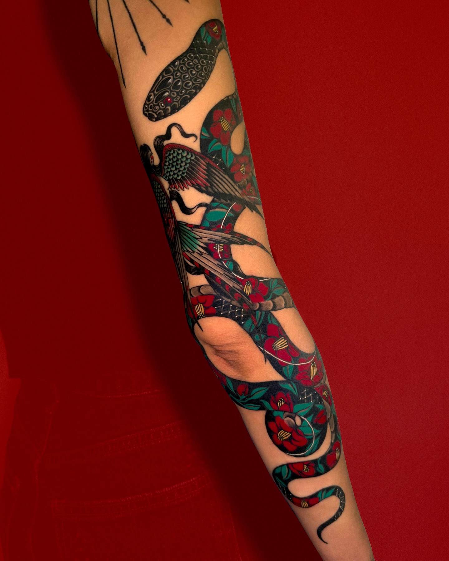 Tattoo by @dayninestattoo — american_traditional, japanese_irezumi