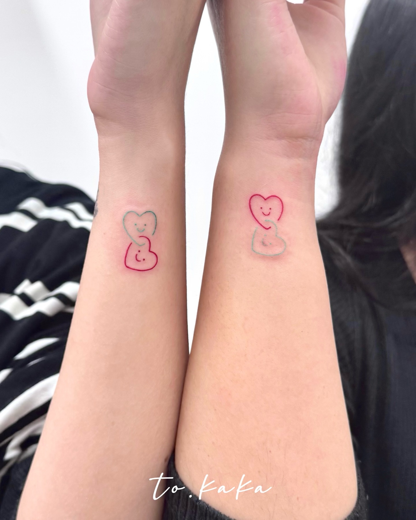 Tattoo by @to.kaka_tattoo — minimalist