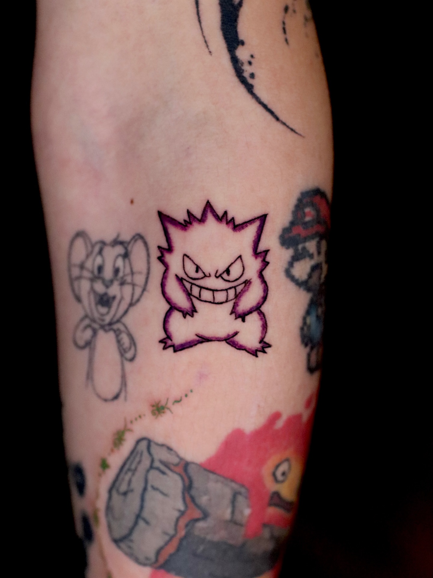 Tattoo by @pinking__tt — dotwork