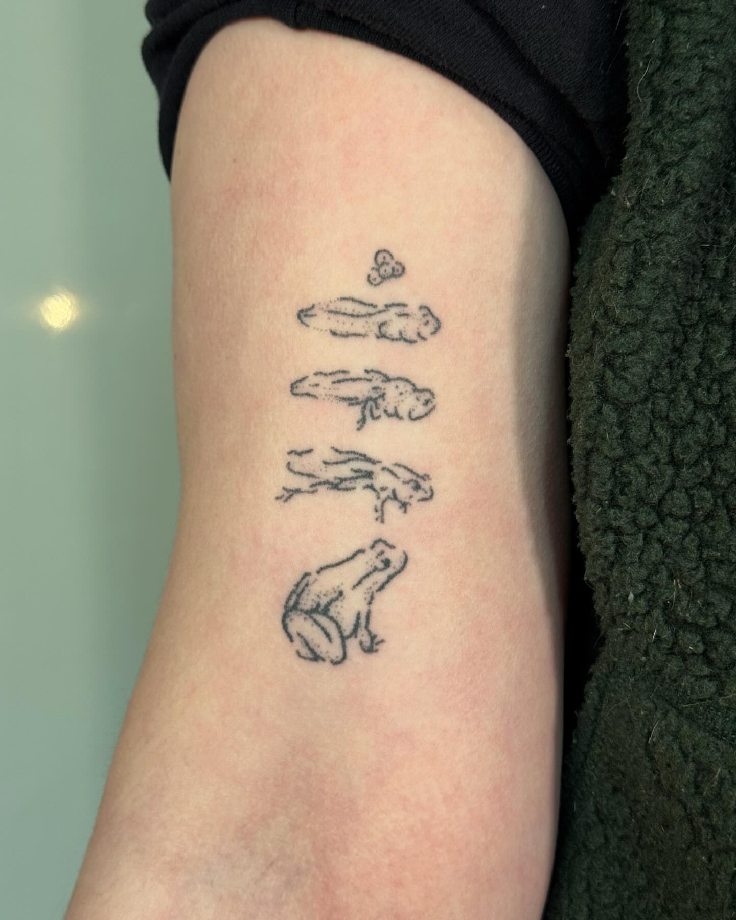 Tattoo by @kipandkoe — dotwork