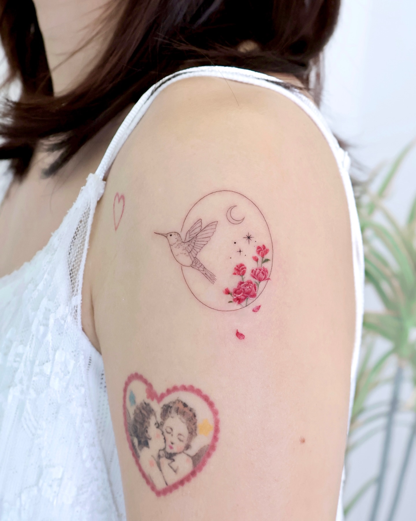 Tattoo by @tattooist_mora — fine_line, dotwork