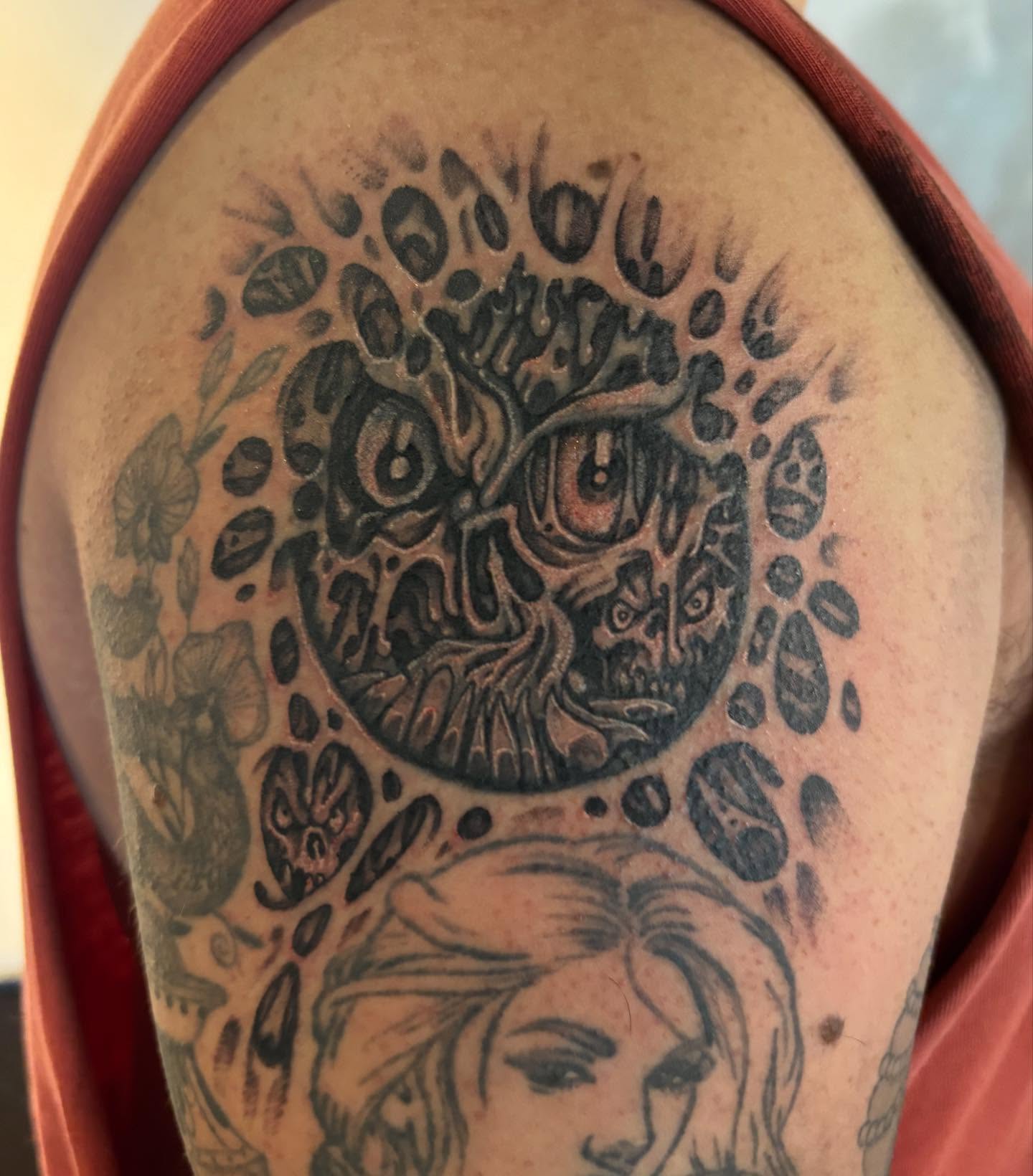 Abstract tree dotwork tattoo on the shoulder by Brendan Smith