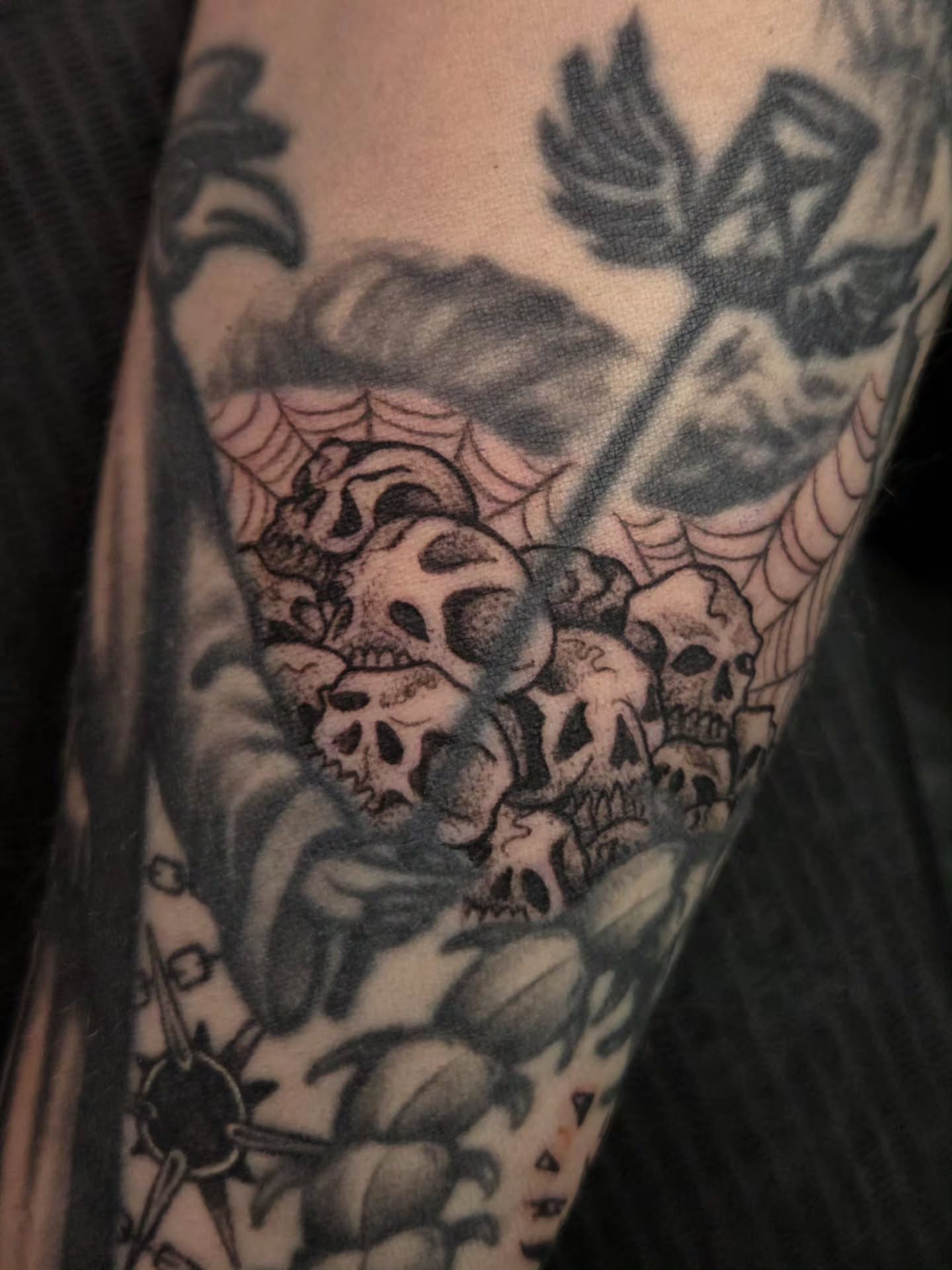 Tattoo by @iankisertattoo — black_and_grey