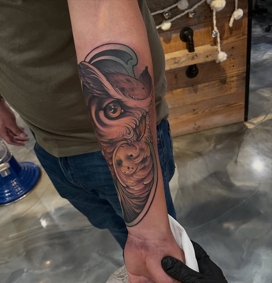 Tattoo by @cecimeseed — realism, black_and_grey