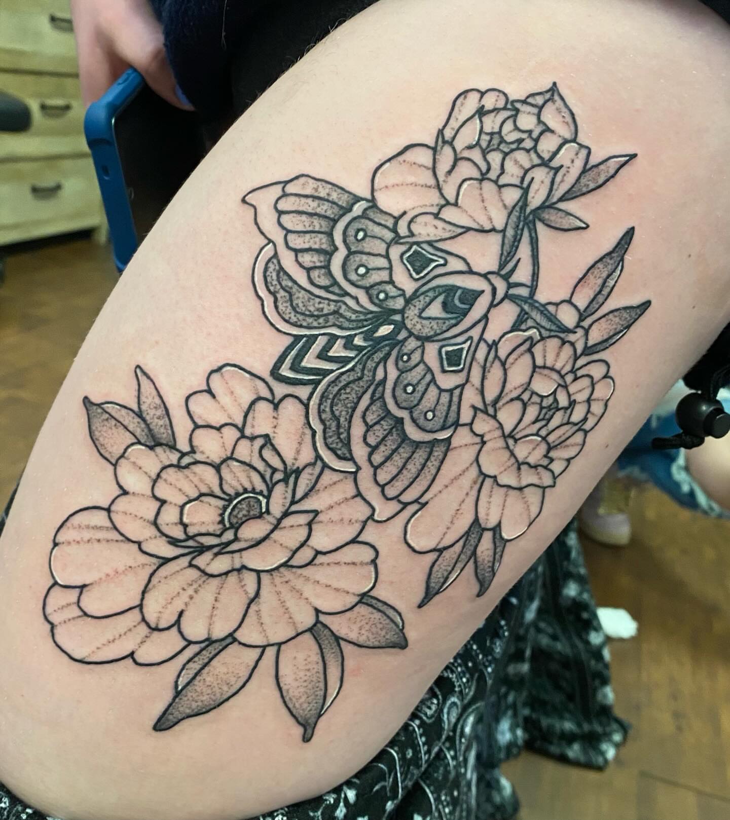 Tattoo by @livv_tattoos — black_and_grey