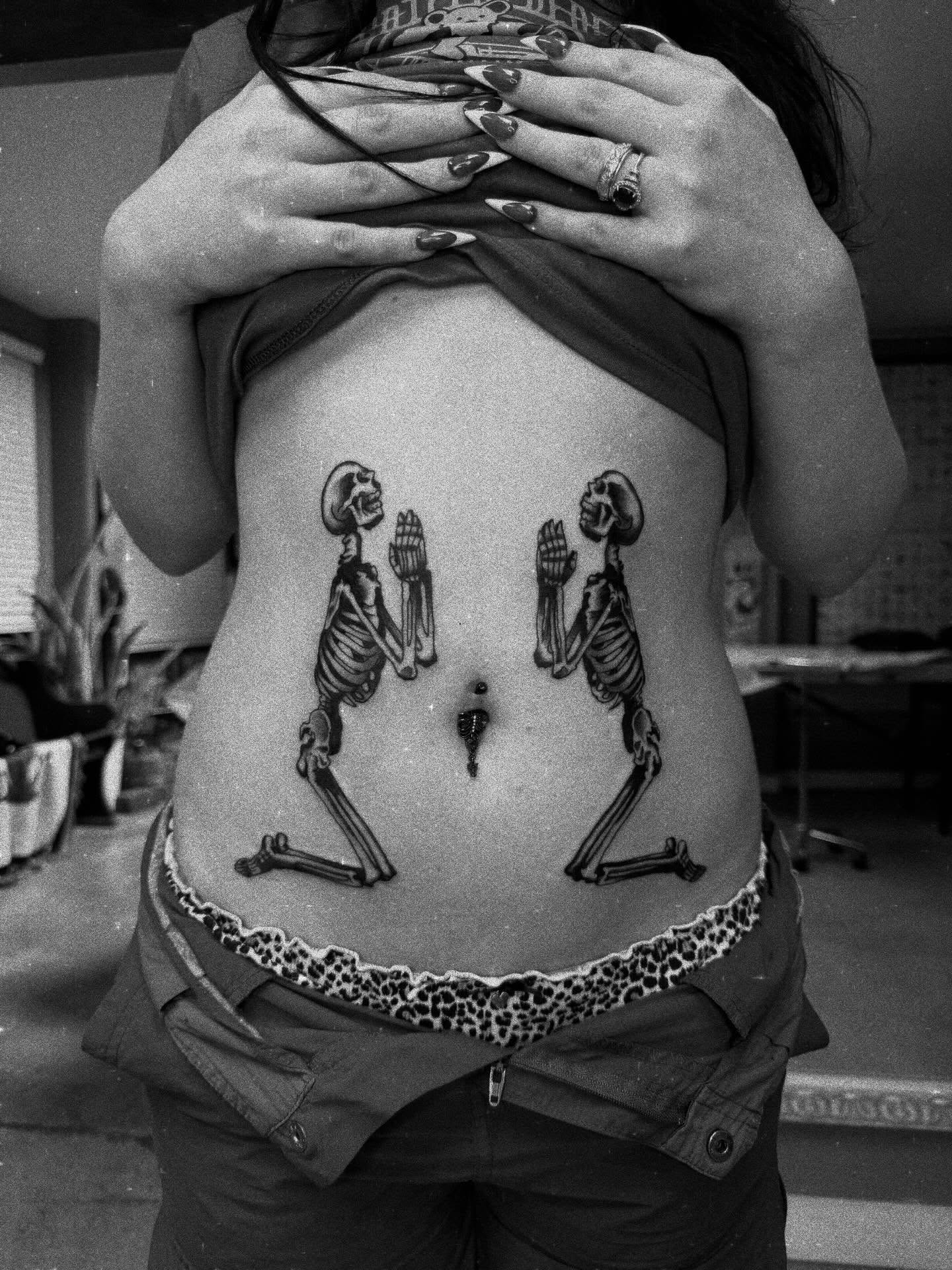 Tattoo by @spencerecoco — black_and_grey