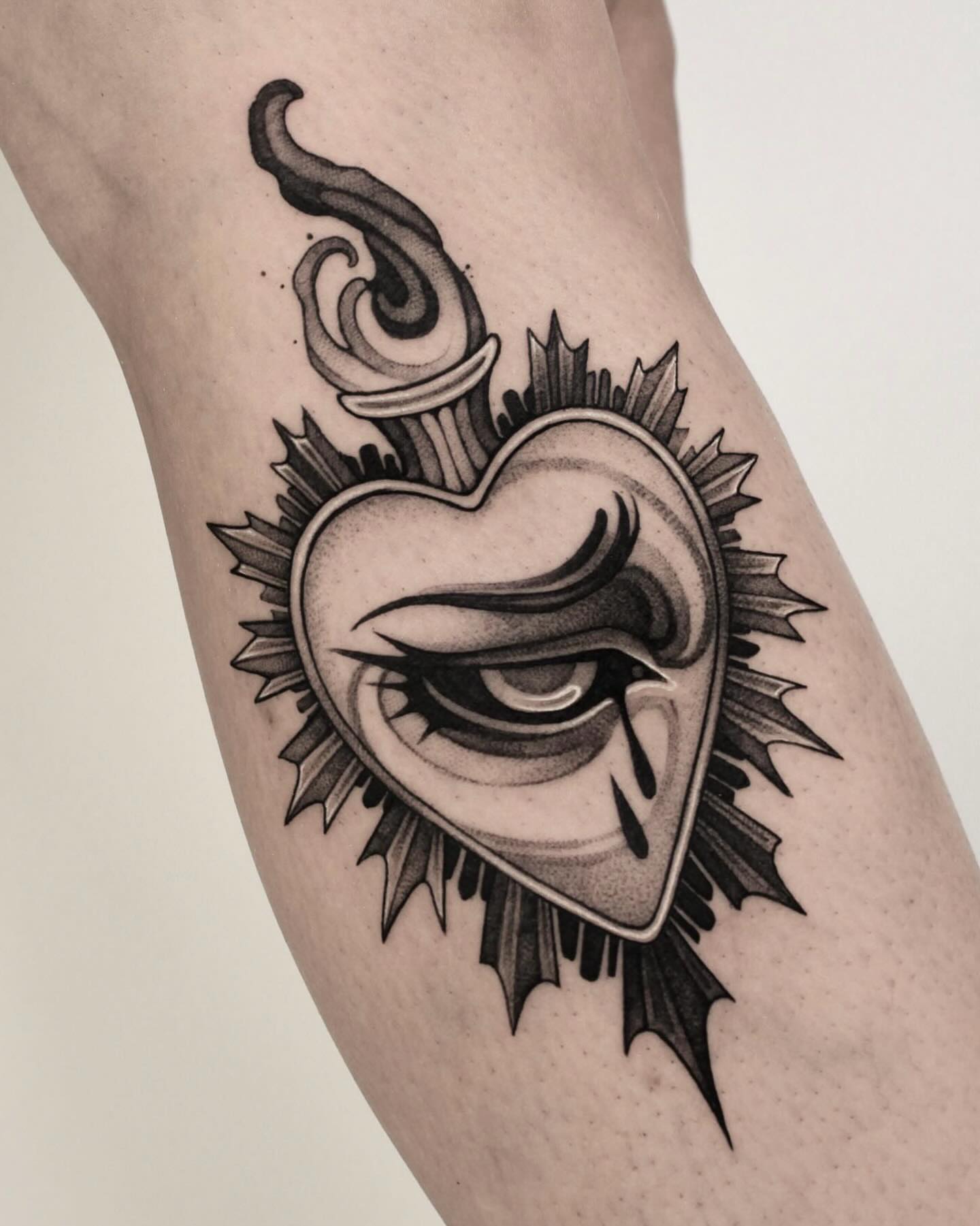 Tattoo by @hethtattoos — black_and_grey, geometric