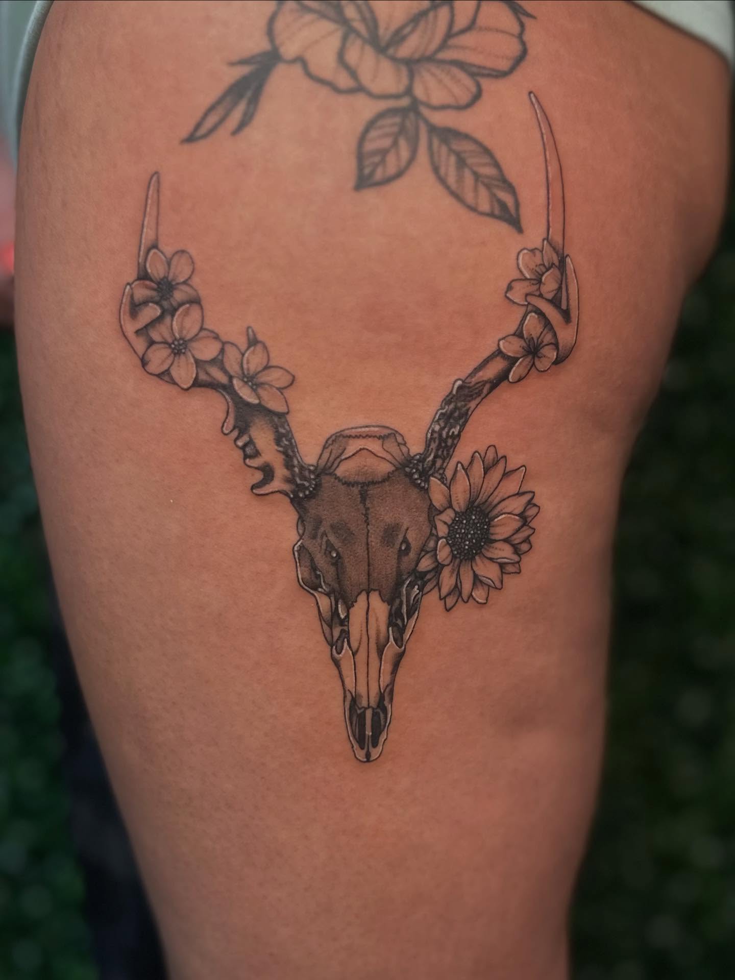 Tattoo by @livv_tattoos — black_and_grey, realism