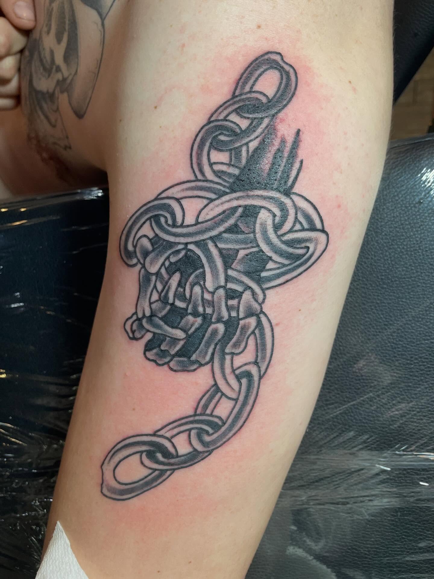 Tattoo by @alexbtatz — black_and_grey