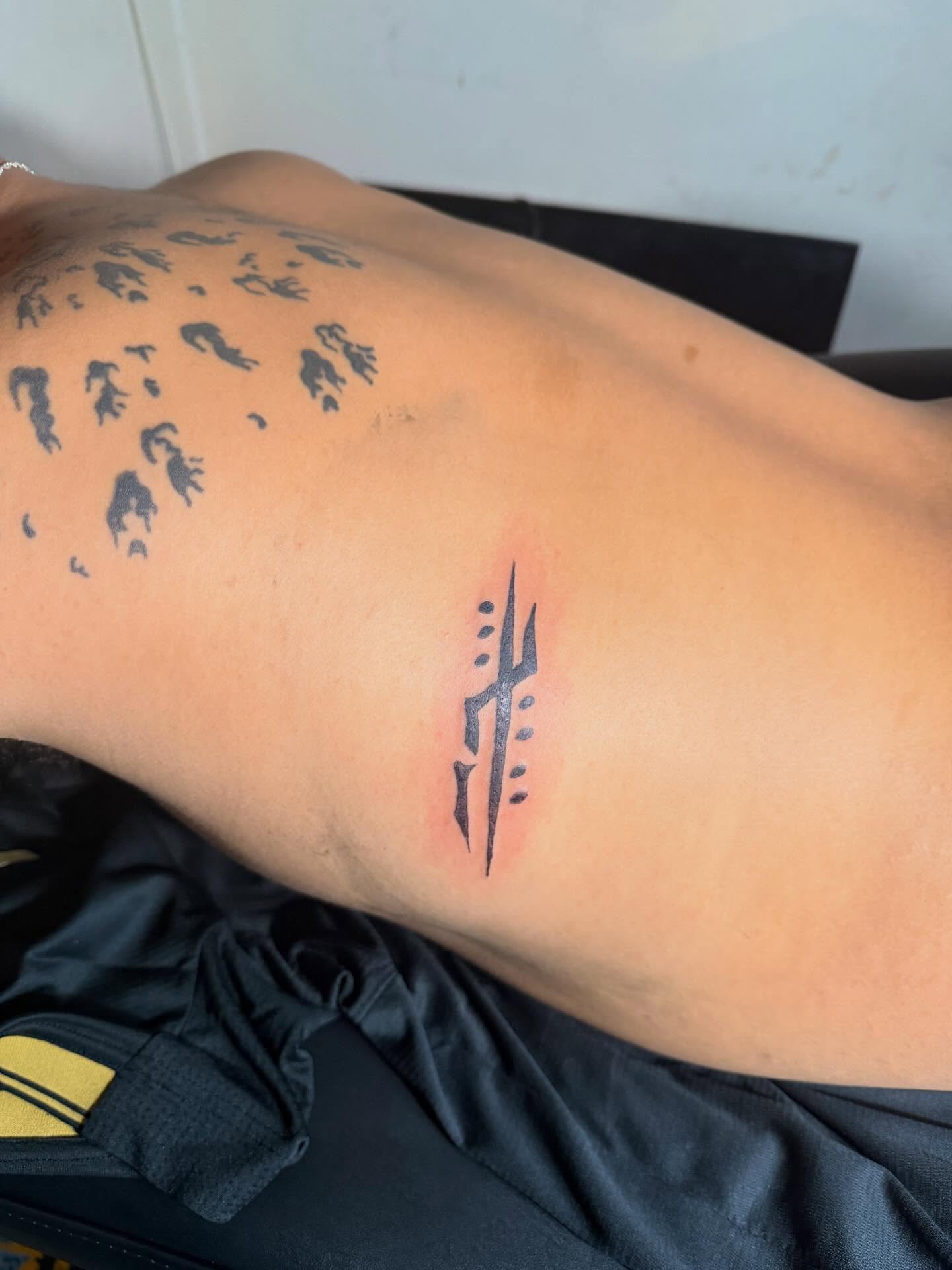 Abstract geometric pattern dotwork tattoo on the thigh by @bloodline__legacy