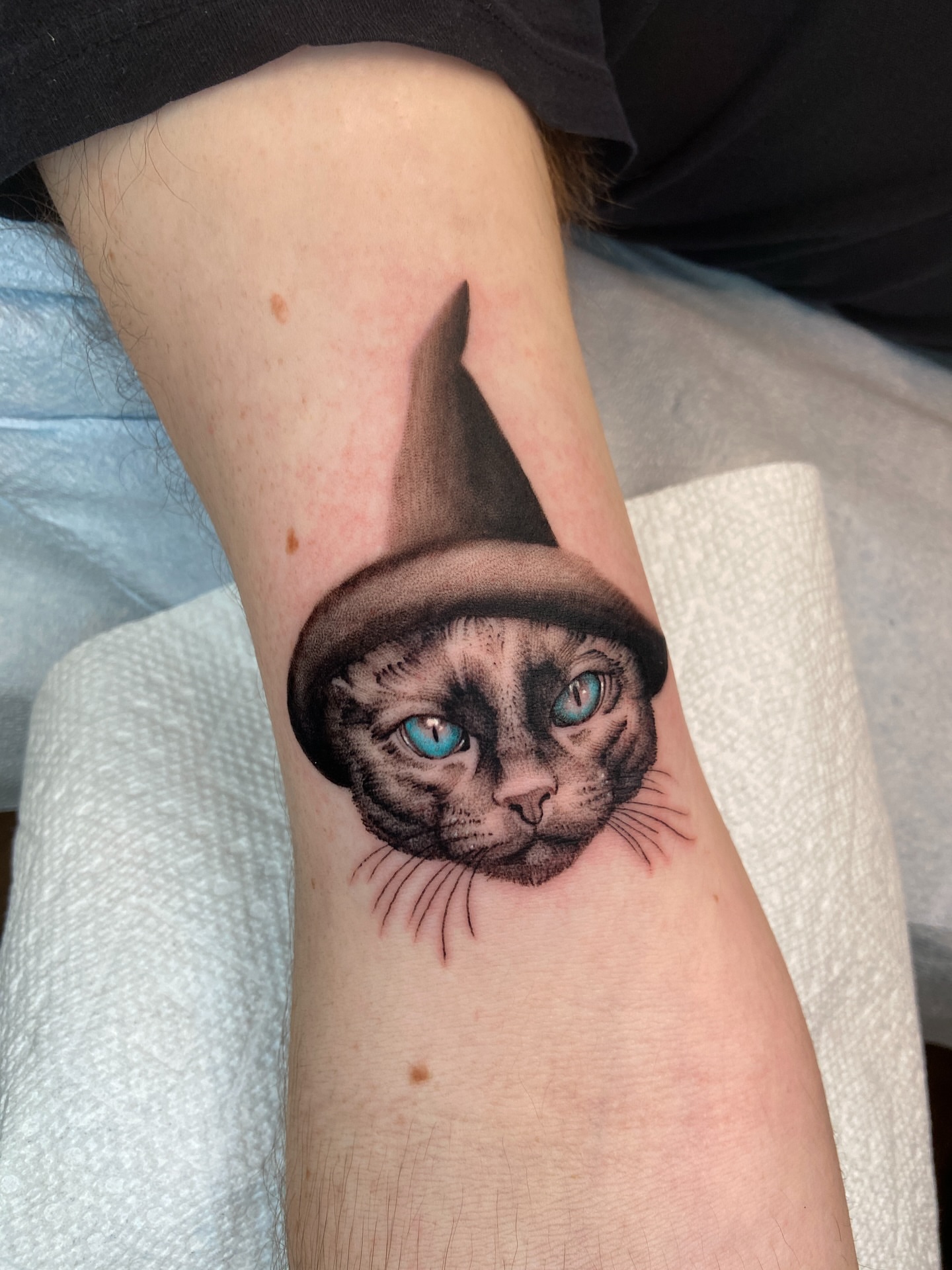 Tattoo by @quinndoskis — realism