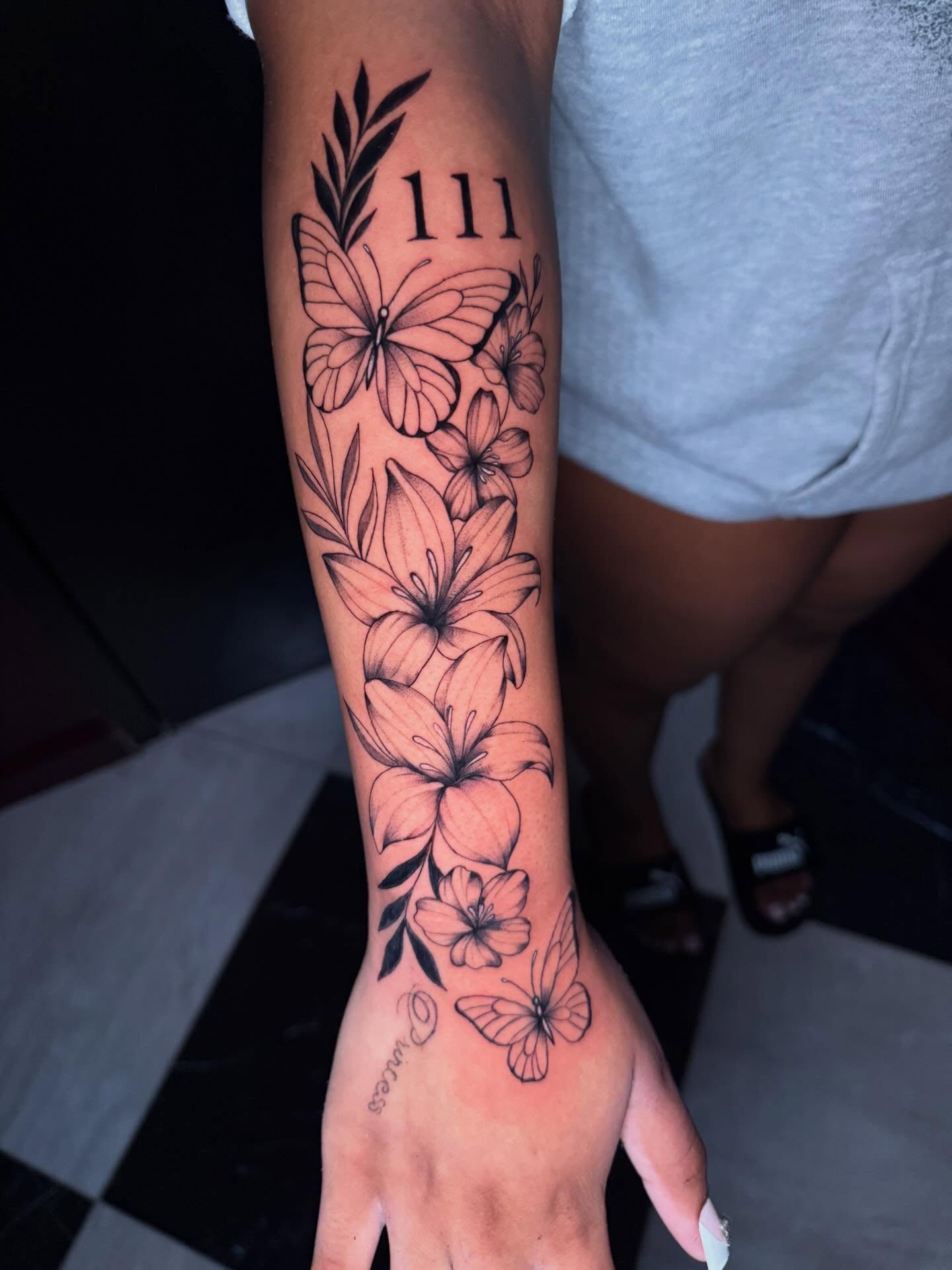 Tattoo by @inkbykells — fine_line, black_and_grey