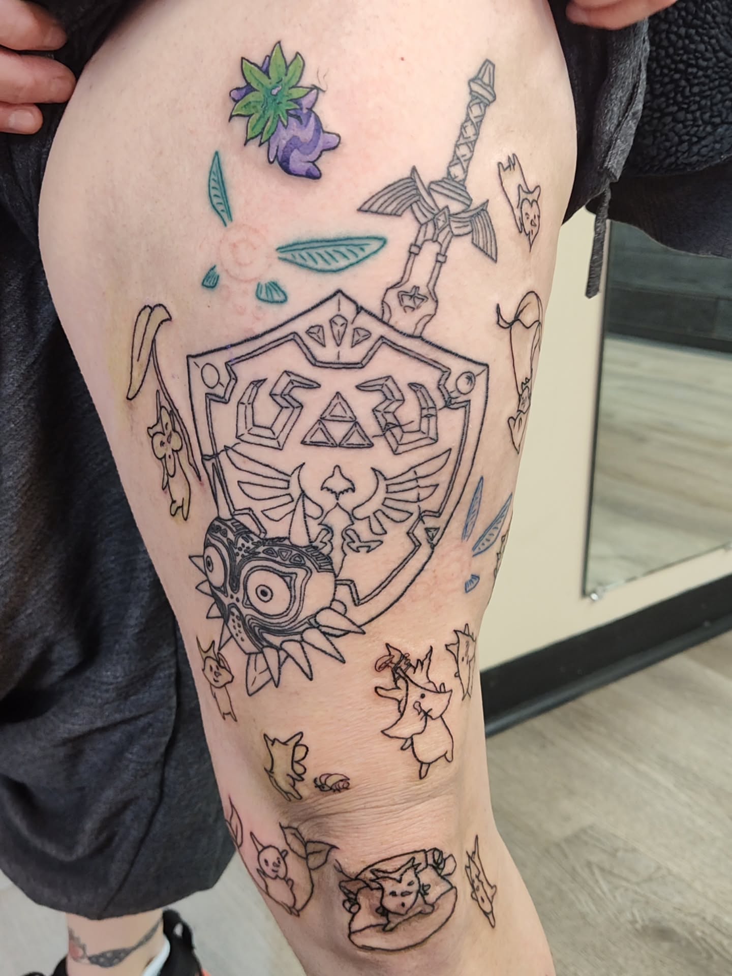 Legend of zelda dotwork tattoo on the thigh by Mercury