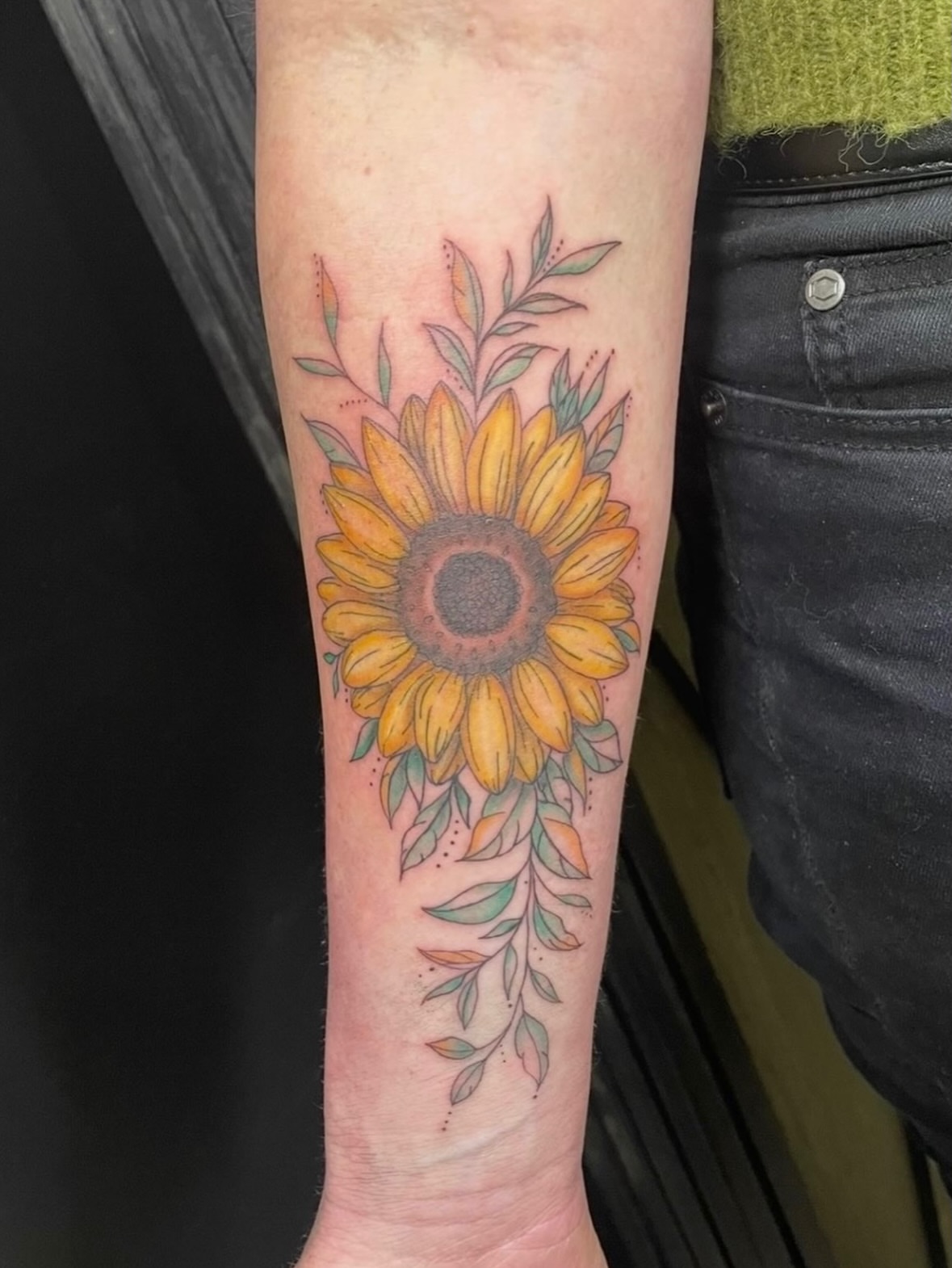 Tattoo by @myl.valois_tattoo — dotwork