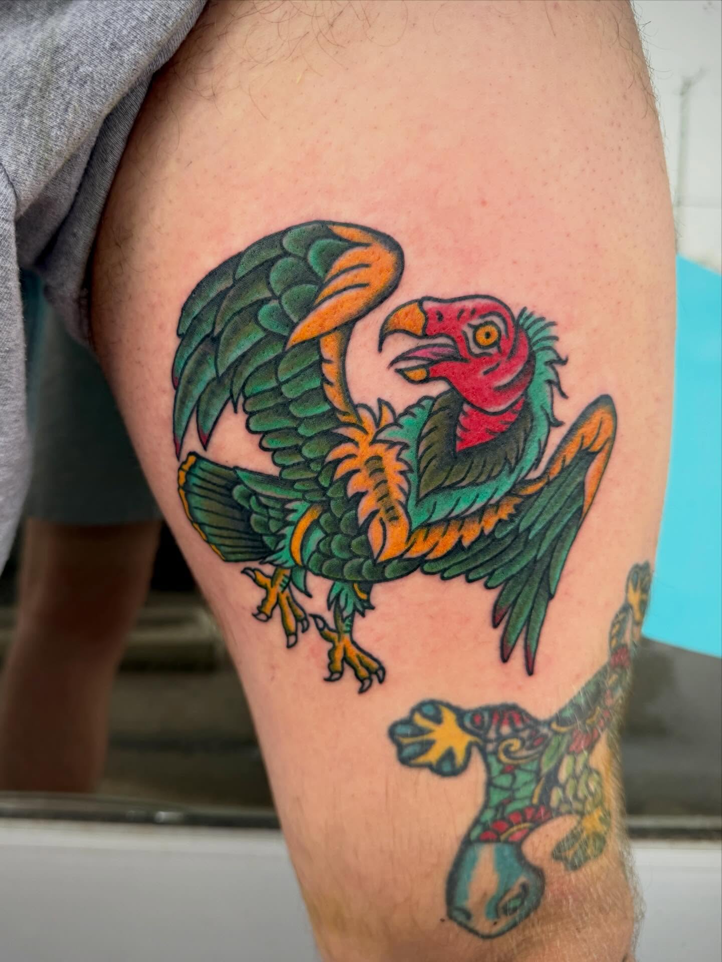 Turkey vulture American traditional tattoo on the thigh by Ali Calis