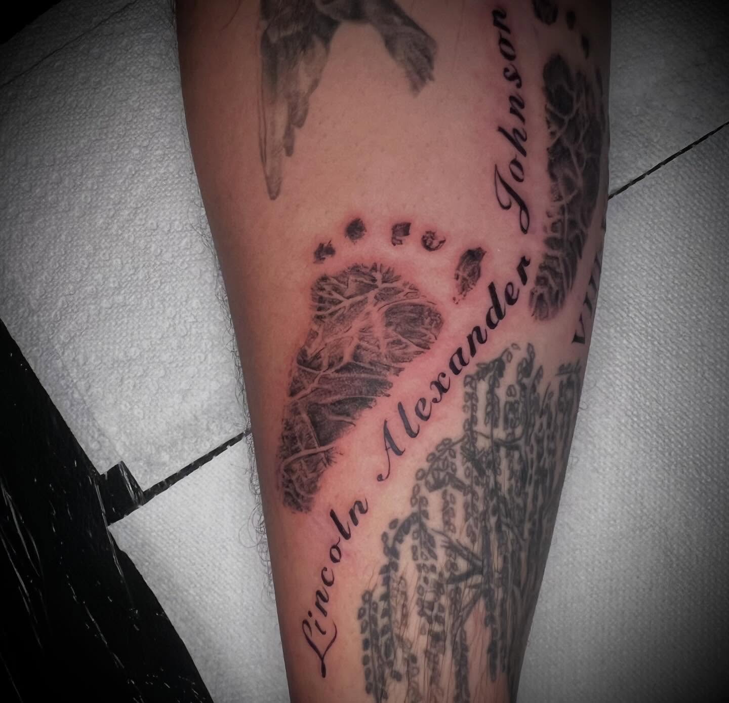 Tattoo by @jamesrichtattoos — black_and_grey