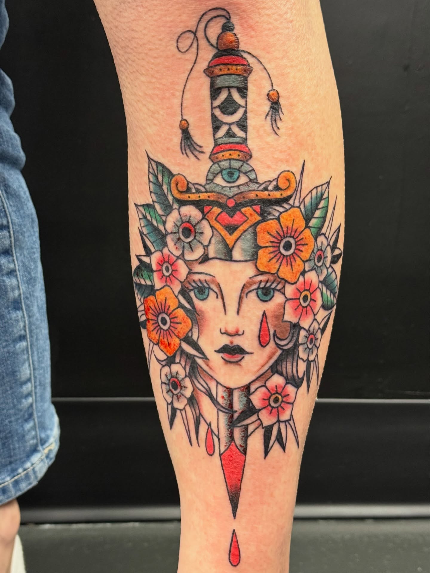 Tattoo by @dis.asterkane.tattoos — american_traditional, illustrative