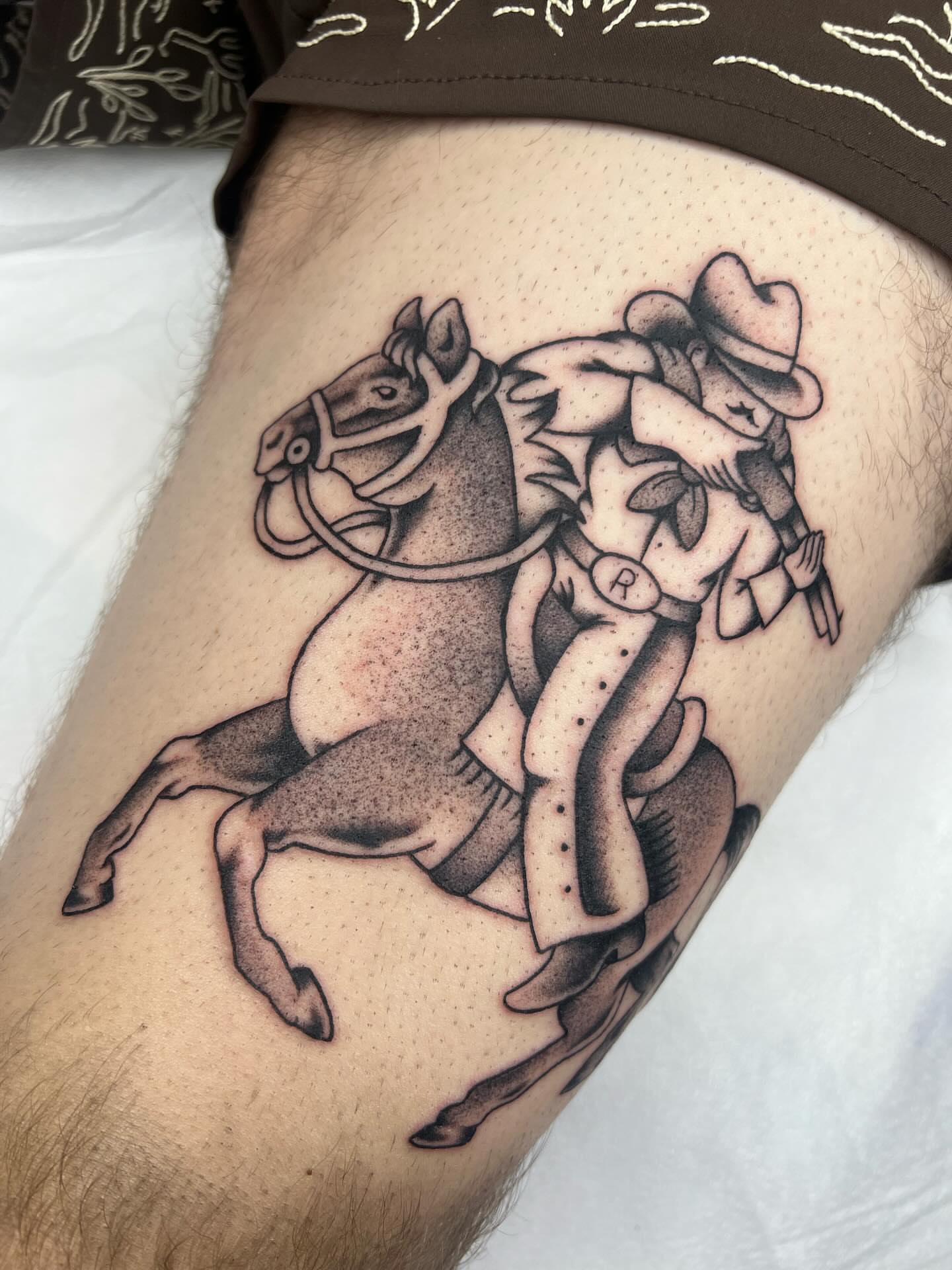 Tattoo by @hannahtattana — black_and_grey