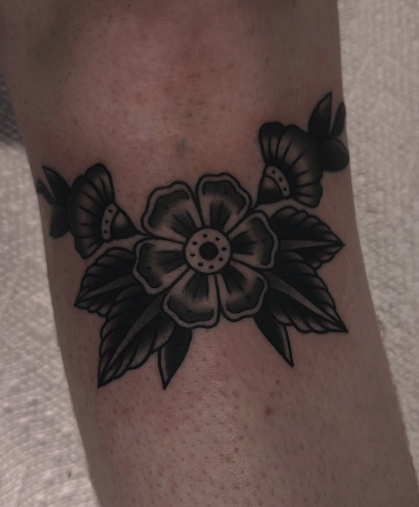 Tattoo by @sydneybeetattoos — black_and_grey