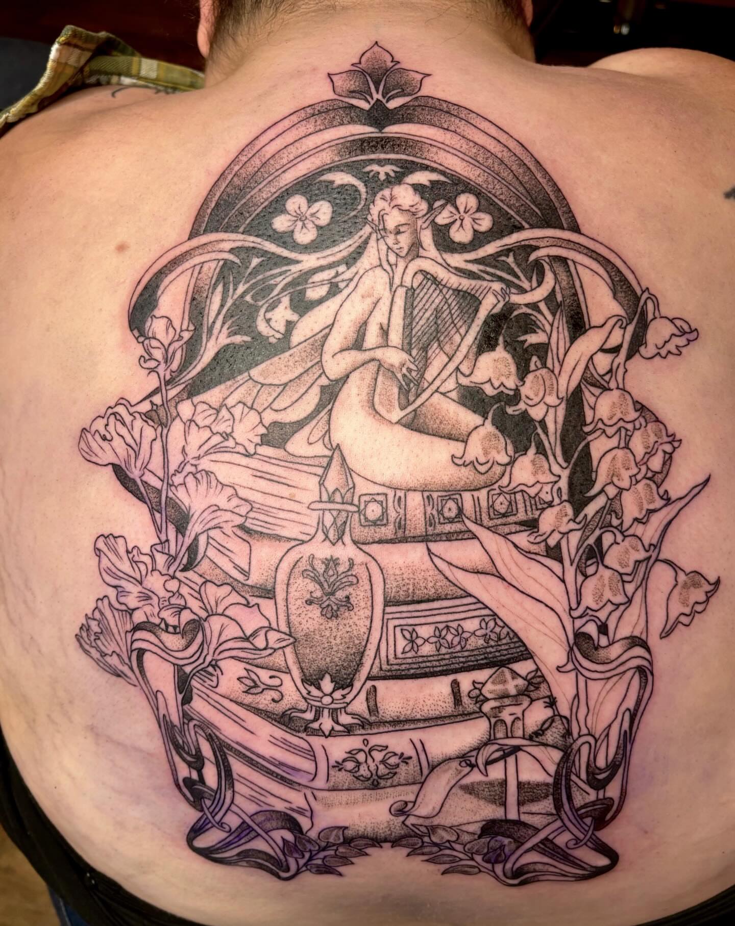Tattoo by @fernwilds_tattoo โ black_and_grey, illustrative
